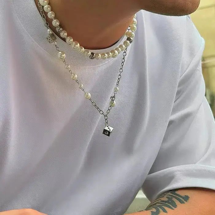 Jewelry Dice Pendant Short Necklace Size ONE SIZE - 3 Thumbnail