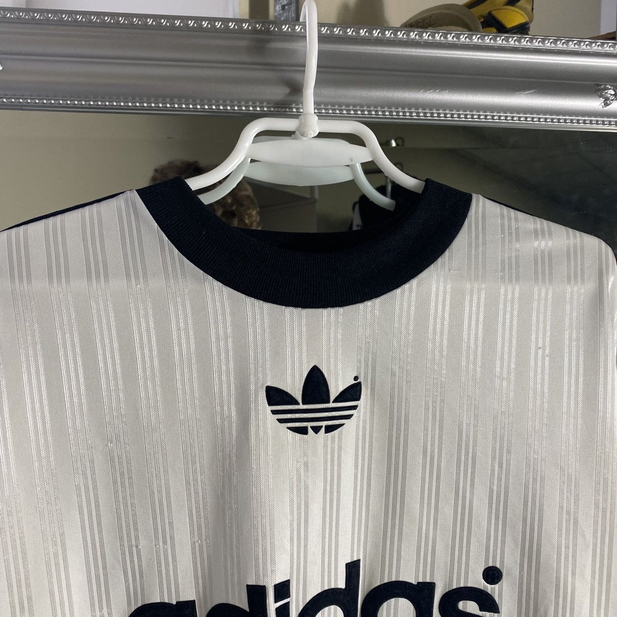 Adidas Vintage Crazy Adidas T-Shirt Size US M / EU 48-50 / 2 - 3 Thumbnail