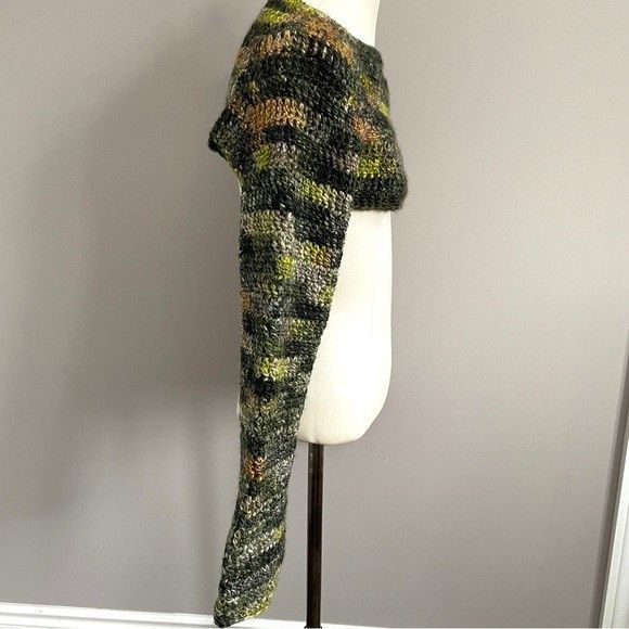 Handmade Hand Crochet Green Shrug / Arm Warmers - great for layering! Size S / US 4 / IT 40 - 4 Thumbnail