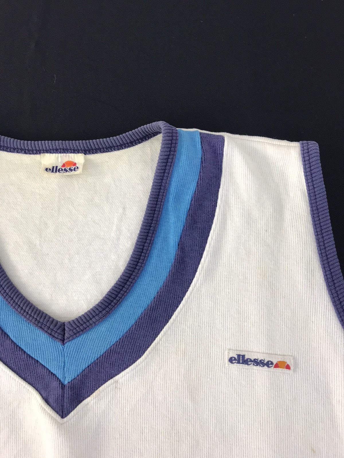 Ellesse Elleesse Short Tank Top Sleeveless Tee Zumba Fitness Size L / US 10 / IT 46 - 4 Thumbnail
