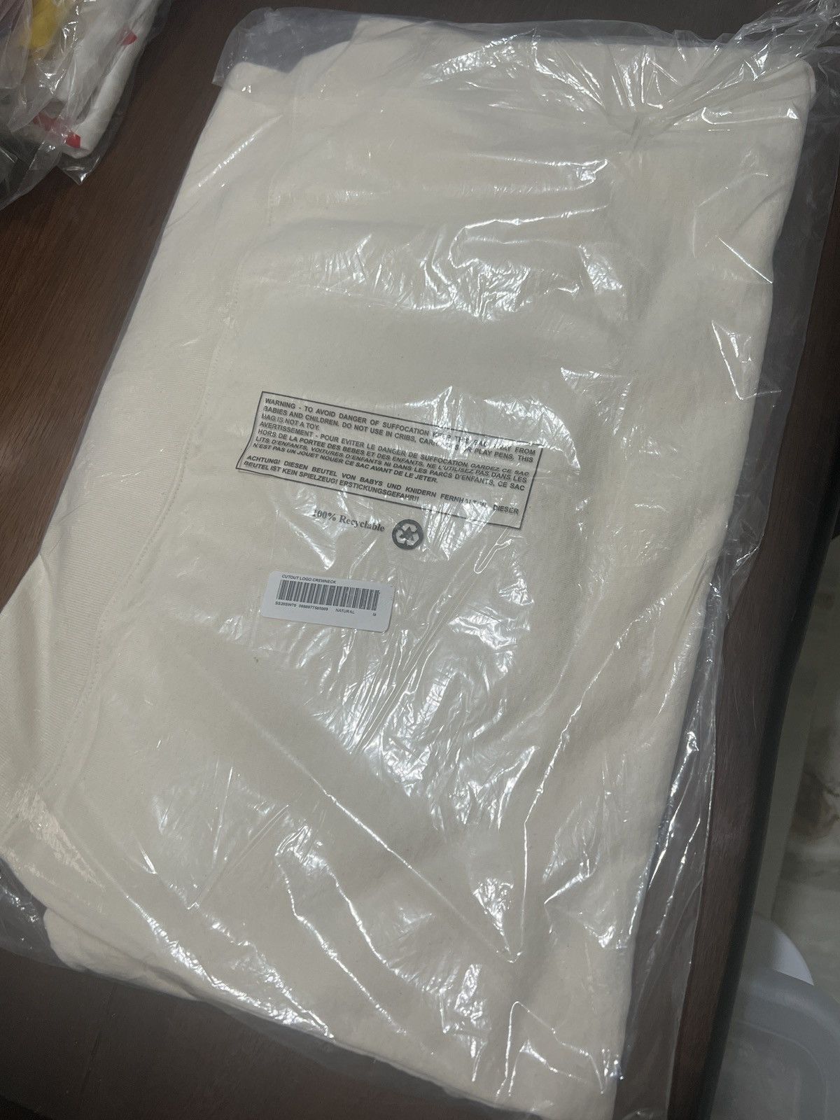 Supreme Supreme Cutout Logo Crewneck (SS20) Size US M / EU 48-50 / 2 - 5 Thumbnail