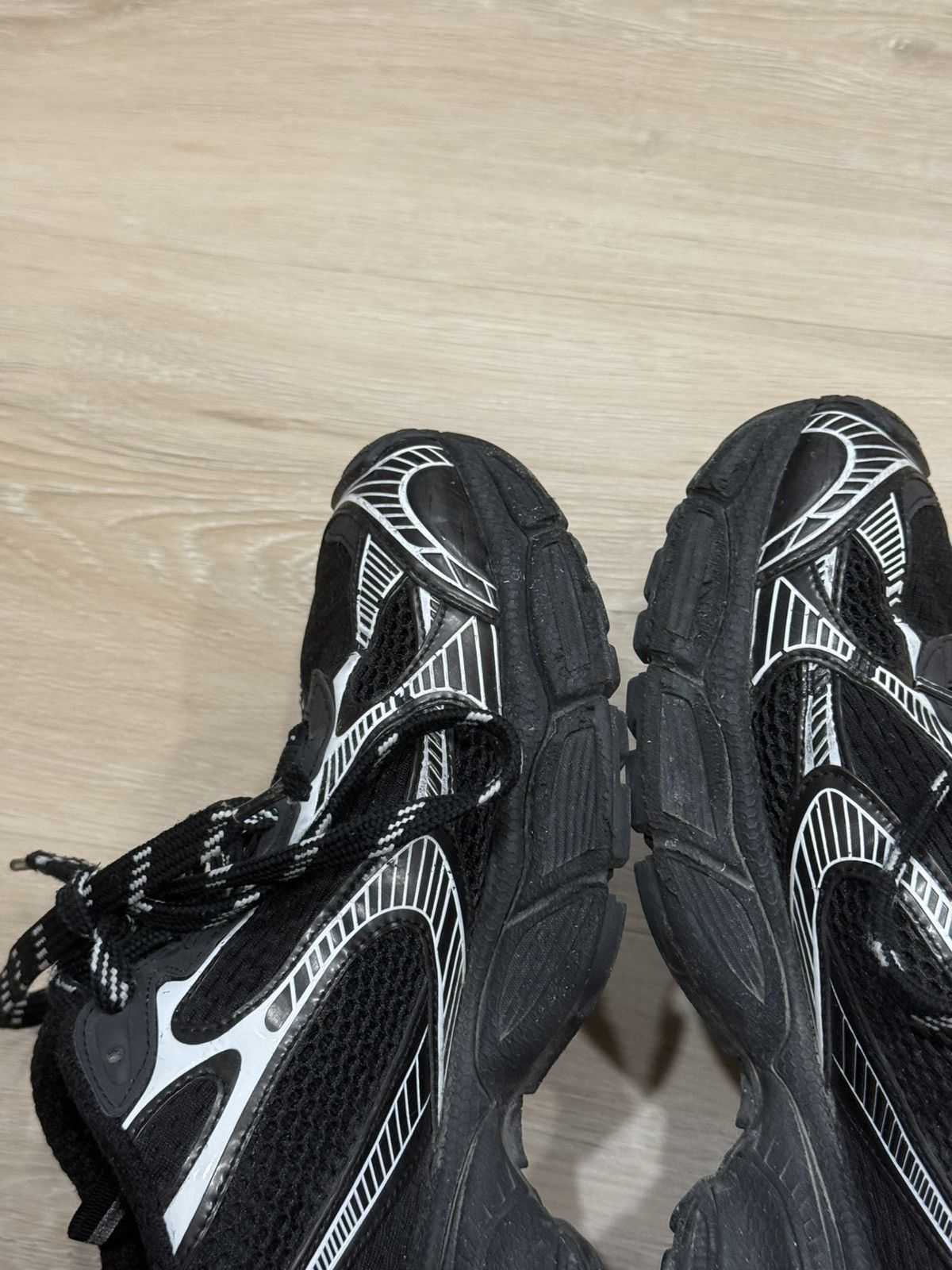 Balenciaga Balenciaga 3xl Sneakers Size US 10 / EU 43 - 14 Thumbnail