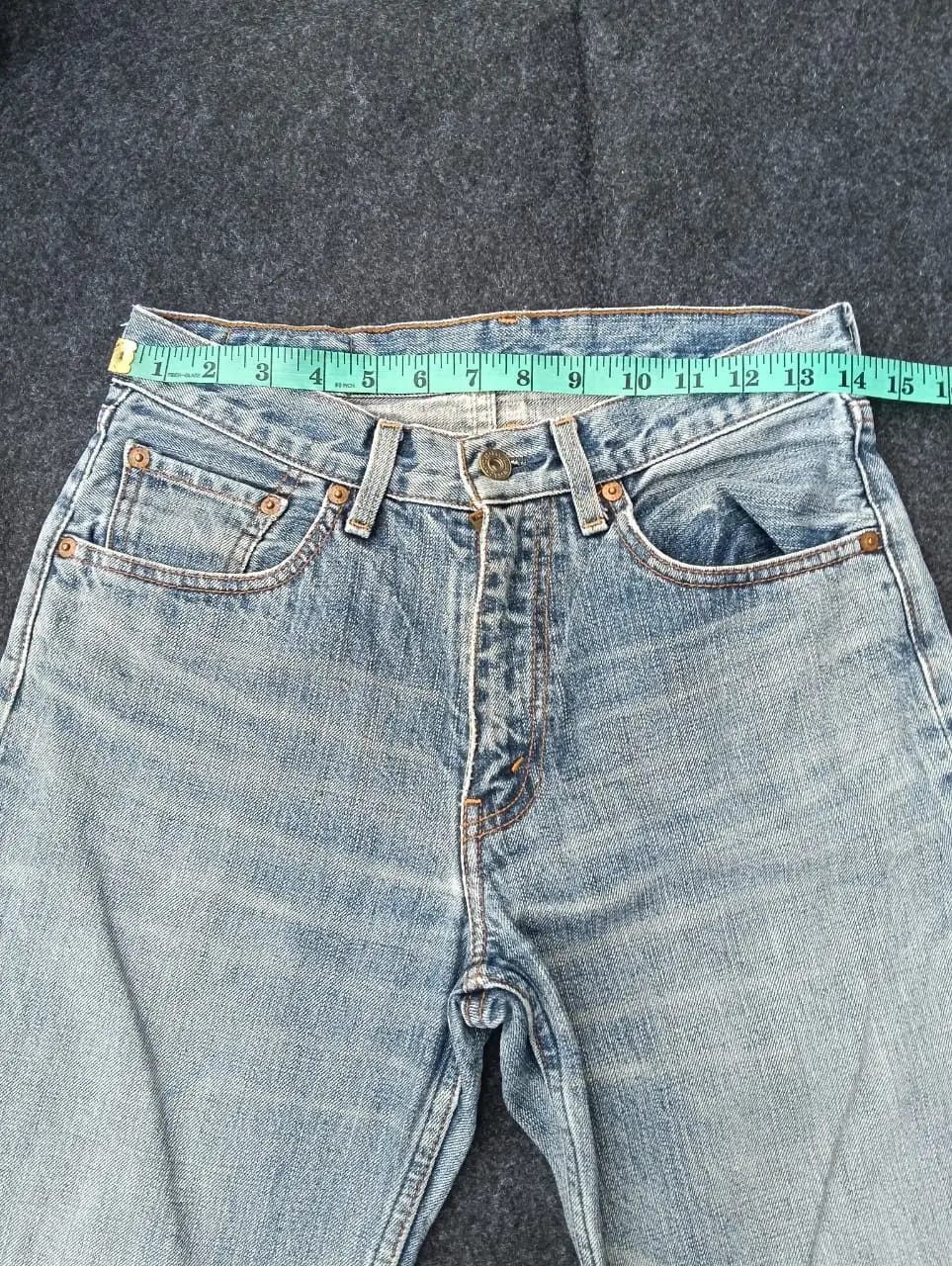 Levi's Vintage Clothing LEVI'S 502 Regular Tapered Light Wash Jeans - Great Fade. Size US 28 / EU 44 - 8 Thumbnail