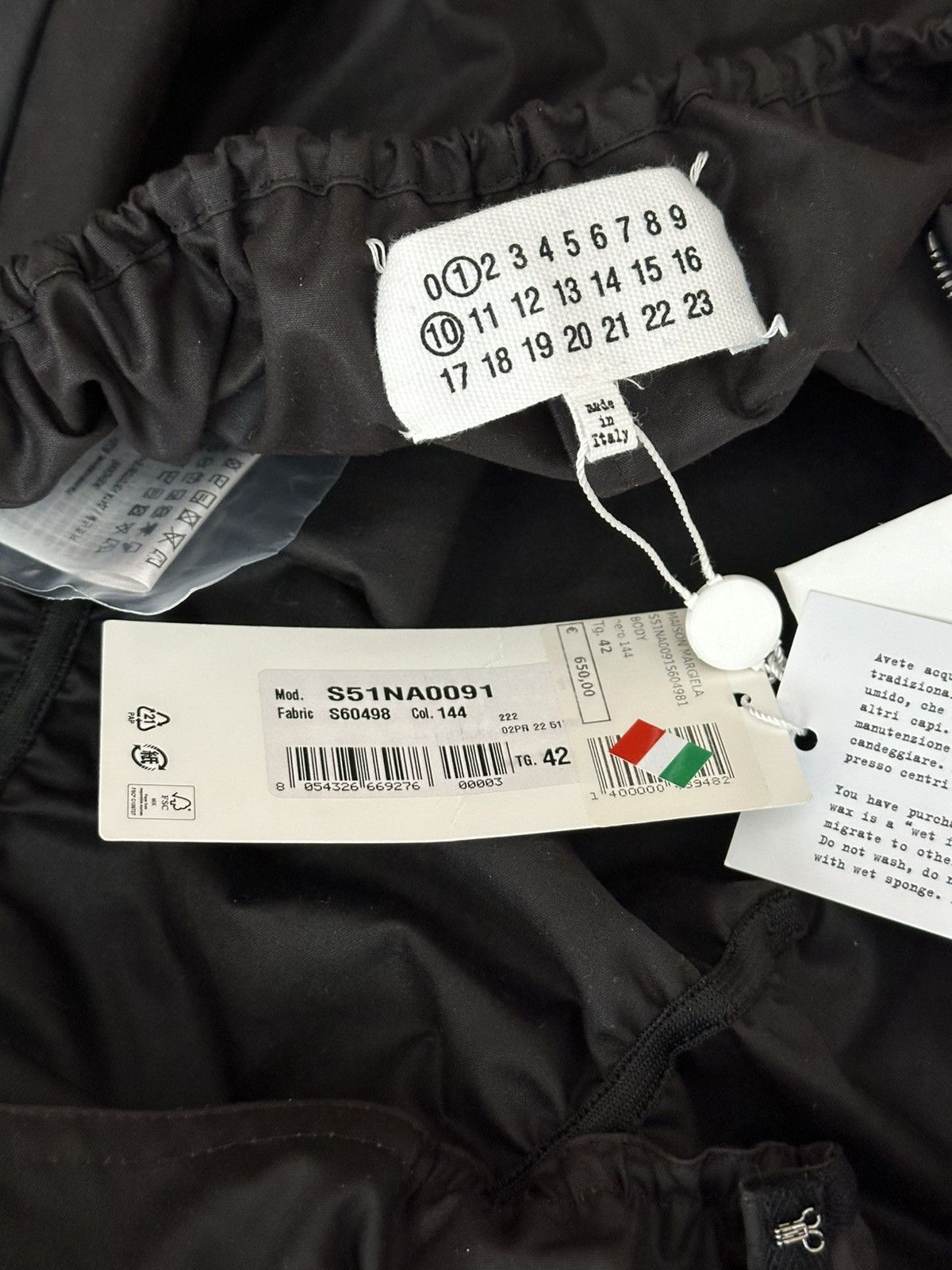 Maison Margiela Maison Margiela MM1 100% cotton body Size M / US 6-8 / IT 42-44 - 9 Thumbnail