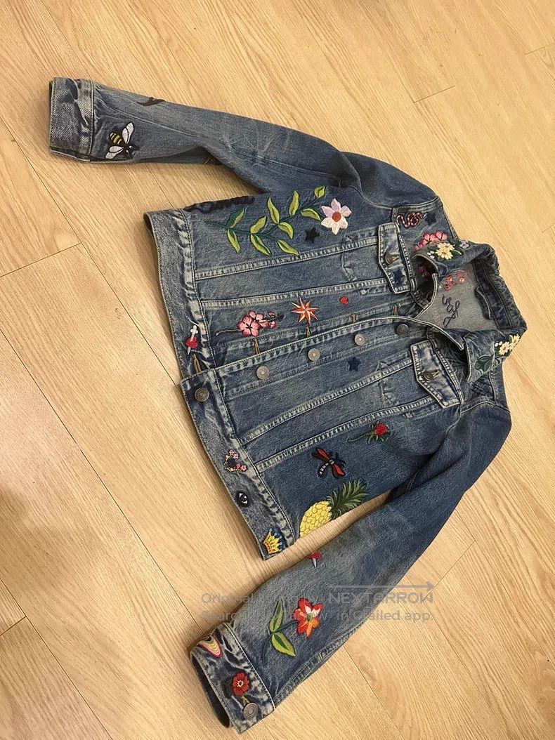 Gucci Floral denim jacket