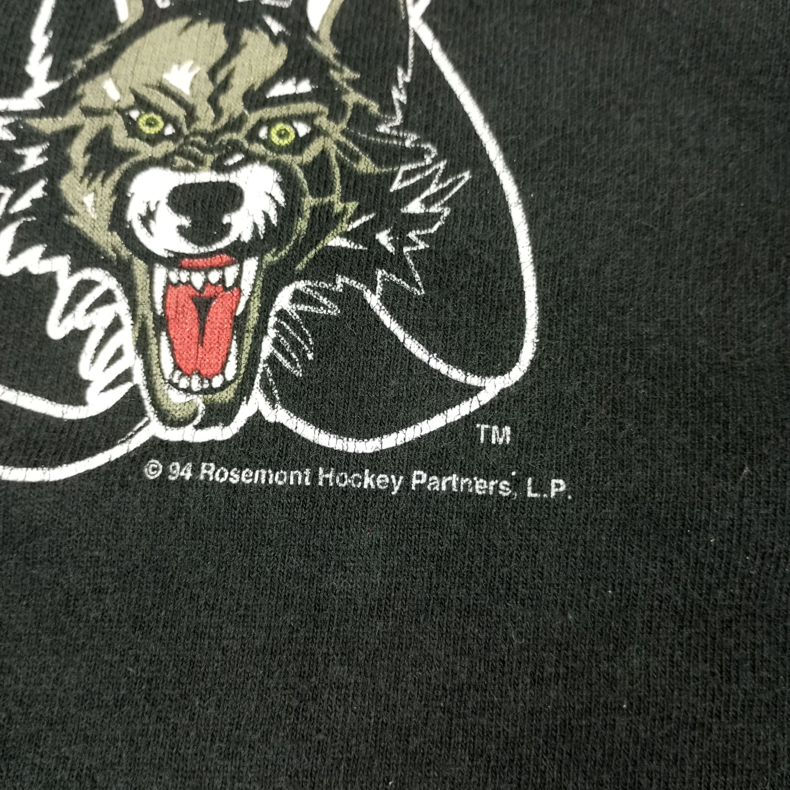 NHL × Salem Sportswear × Vintage Chicago Wolves Hookey NHL Ice Hockey Team Vintage Tshirt Size US XXL / EU 58 / 5 - 11 Thumbnail