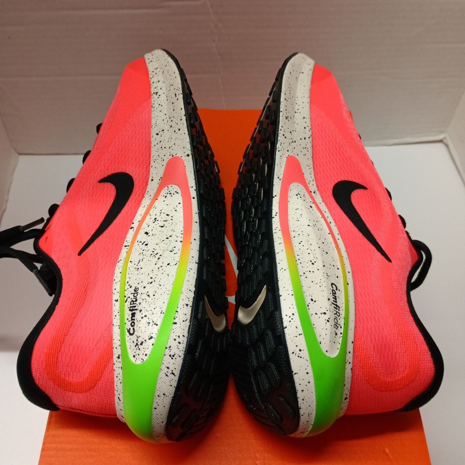 Nike Nike Journey Run Hot Punch Neon Women Size 6.5/Men's 5 Shoes Size US 6.5 / IT 36.5 - 6 Thumbnail