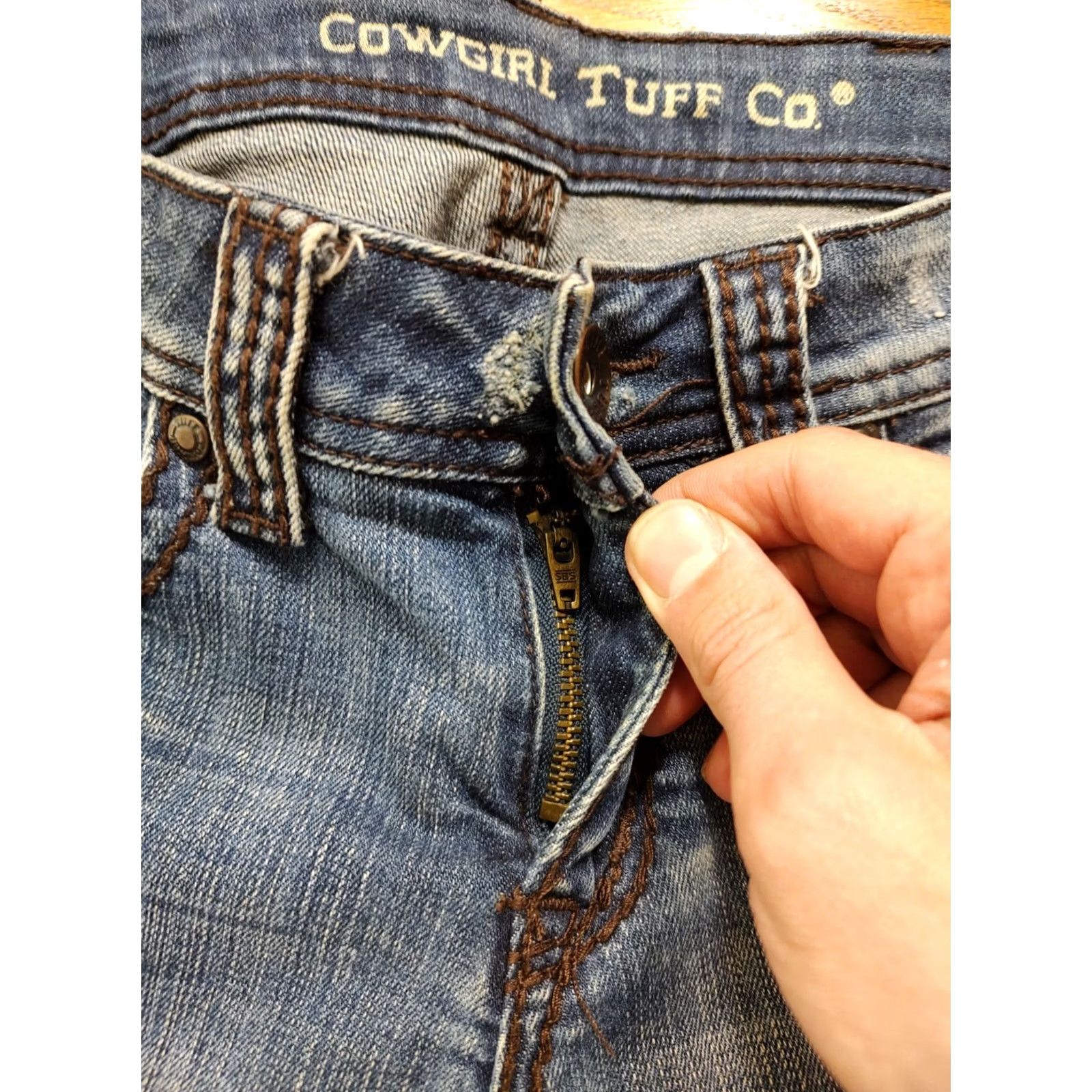 Denime Cowgirl Tuff Womens Embroidered Capri Jeans Tag 26 Denim Western Size 26" / US 2 / IT 38 - 5 Thumbnail