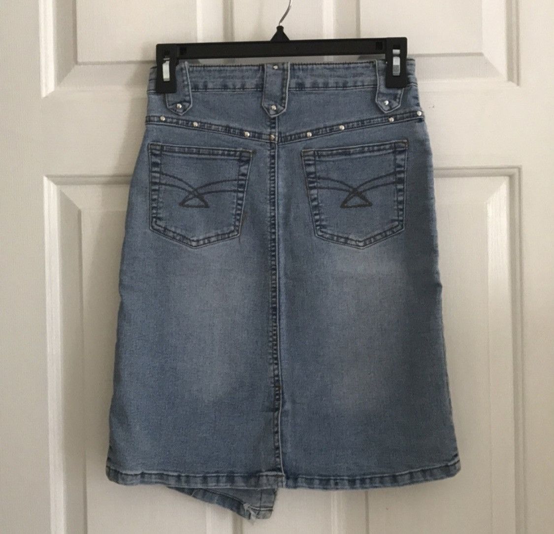 Other HIGH WAISTED BACK SLIT ASYMMETRICAL EMBELLISHED JEAN SKIRT Size 26" / US 2 / IT 38 - 5 Thumbnail