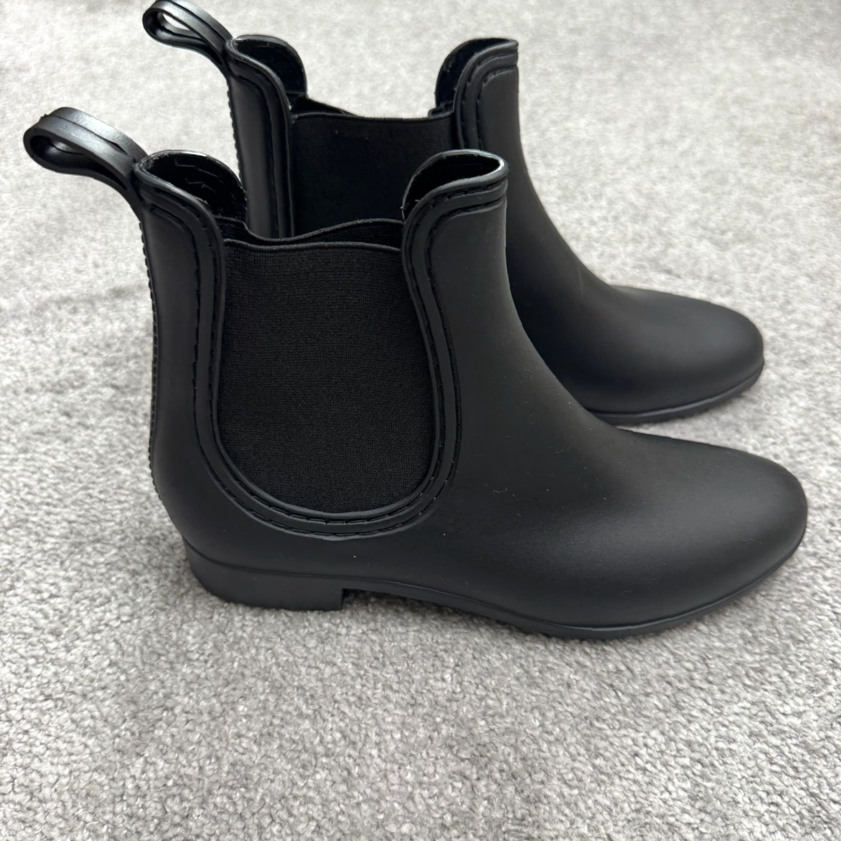 Dolce Vita VINTAGE Dolce Vita Strayden Chelsea Rain Boots Women’s 9 Ankle Waterproof Rubber Casual Outdoor Size US 9 / IT 39 - 4 Thumbnail