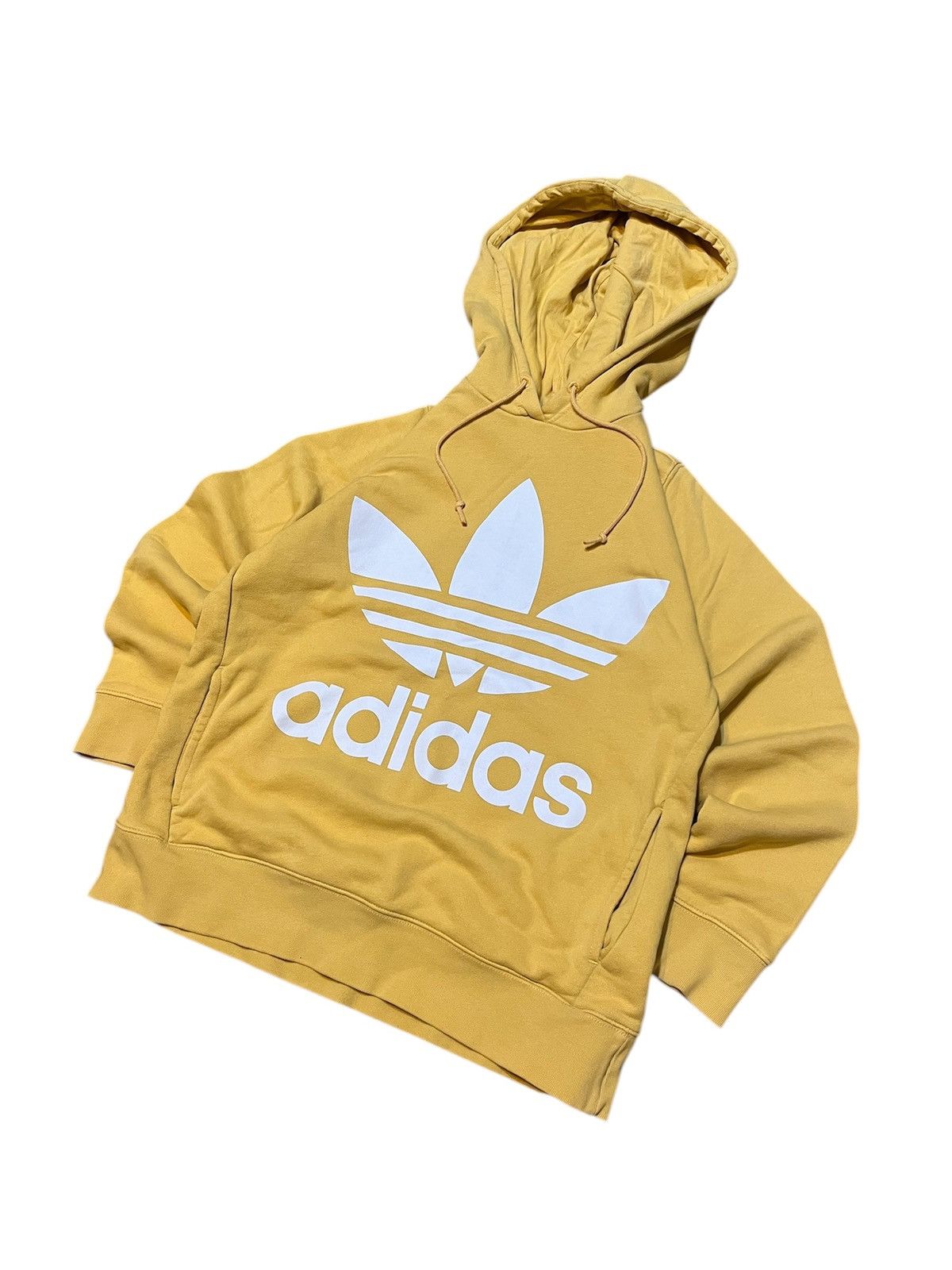 Adidas Adidas Originals Vintage yellow Hoodie y2k style central log Size US M / EU 48-50 / 2 - 4 Thumbnail