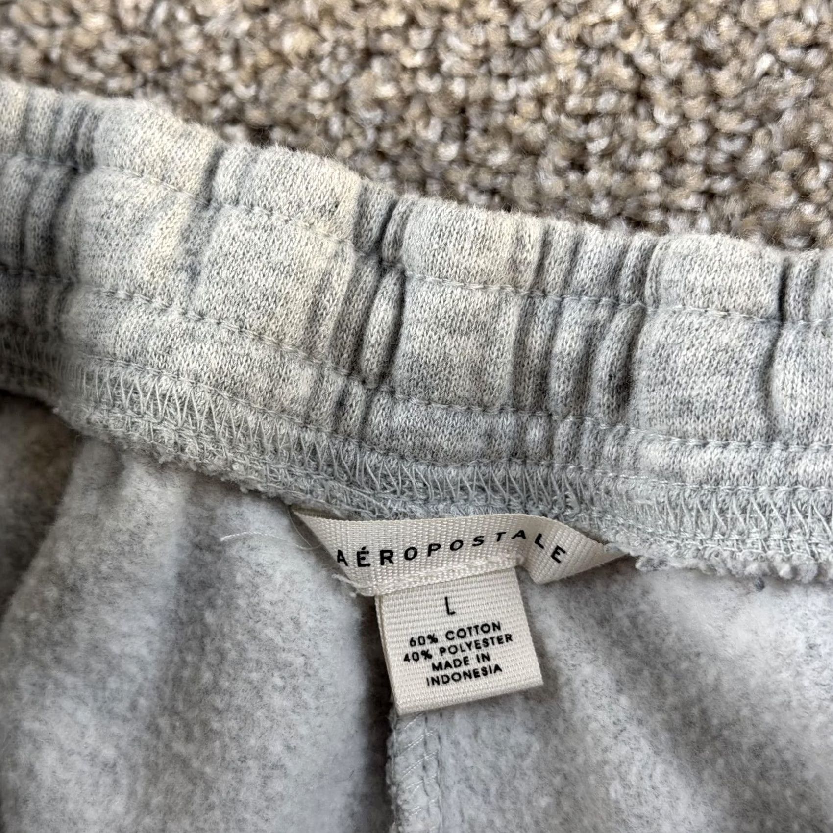 Vintage Aéropostale Sweatpants Womens Large Gray Fleece Side Cargo Joggers Elastic Waist Size 36" / US 14 / IT 50 - 3 Thumbnail