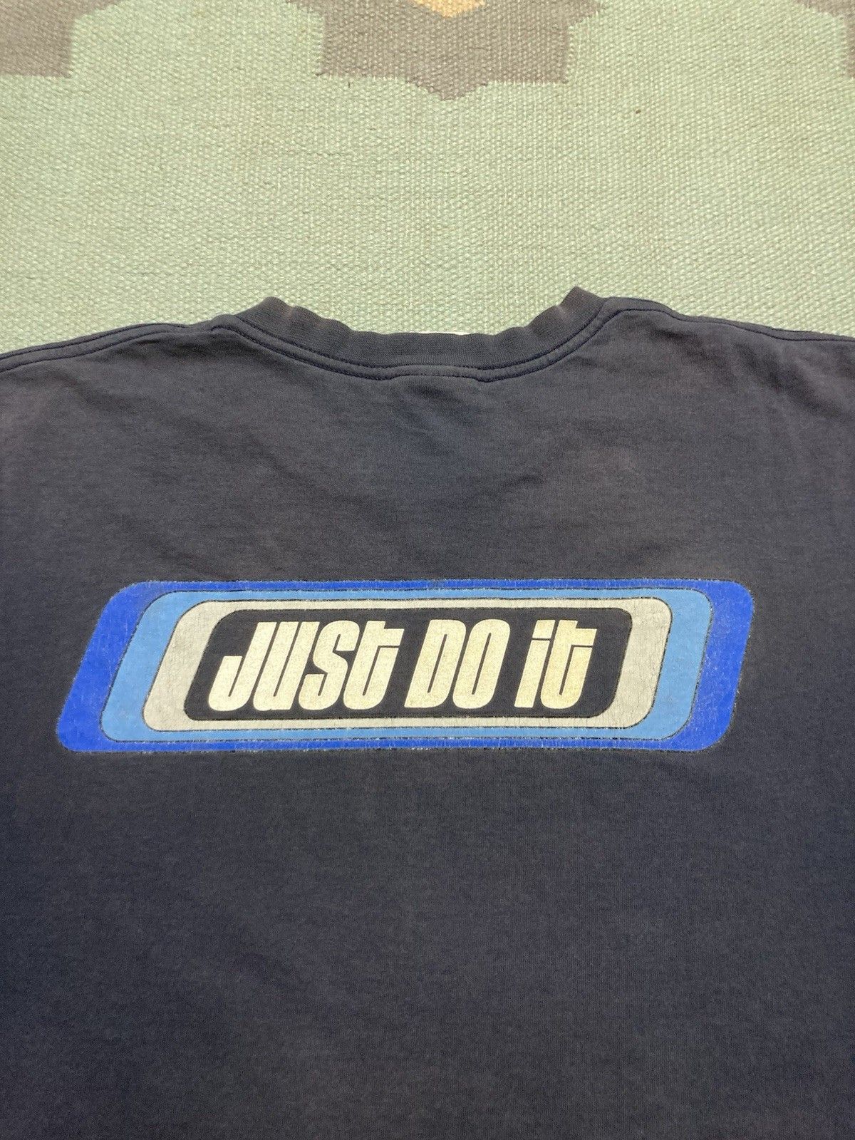 Vintage graphic t shirt Nike swoosh check logo just do it faded XL Size US XL / EU 56 / 4 - 8 Thumbnail