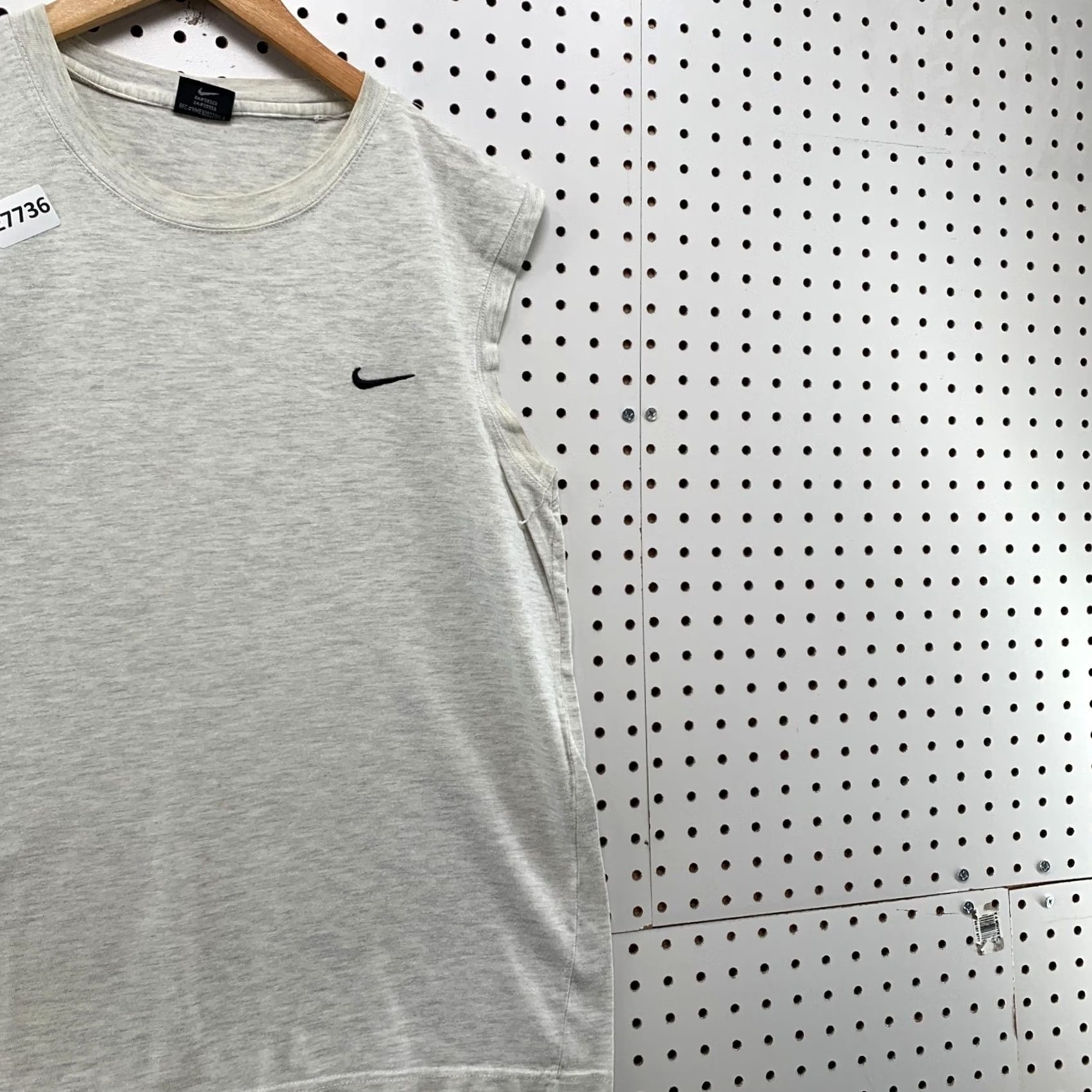 Nike VINTAGE Nike Shirt Gray Black Embroidered Swoosh Womens Large Size L / US 10 / IT 46 - 4 Thumbnail