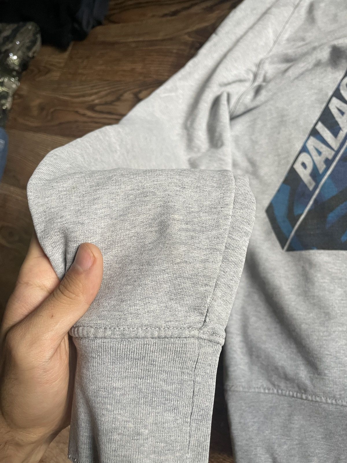 Palace Vintage faded distressed big logo palace hoodie Size US M / EU 48-50 / 2 - 11 Thumbnail