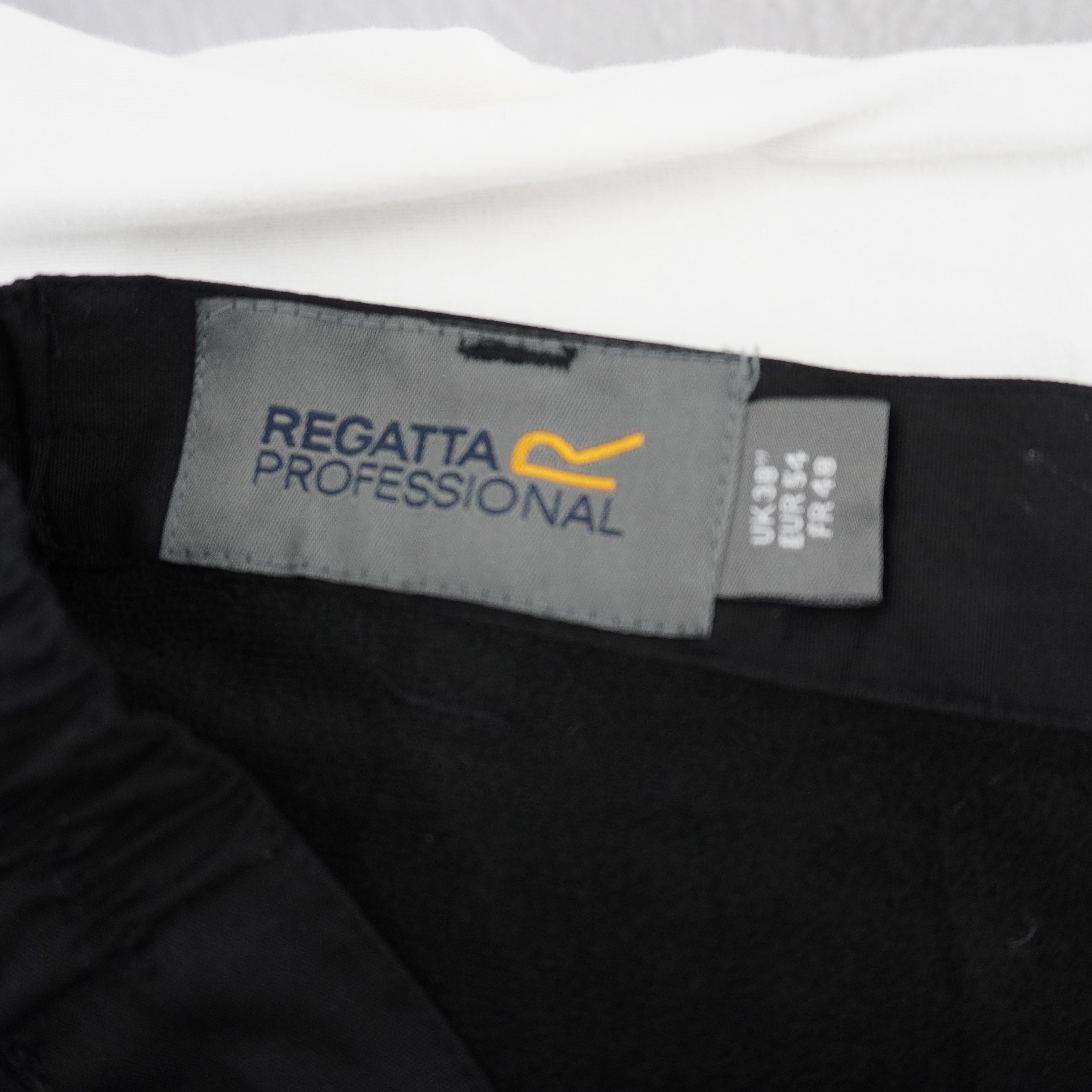 Other Gently Used Men's Regatta Black Pants Size US 38 / EU 54 - 13 Thumbnail