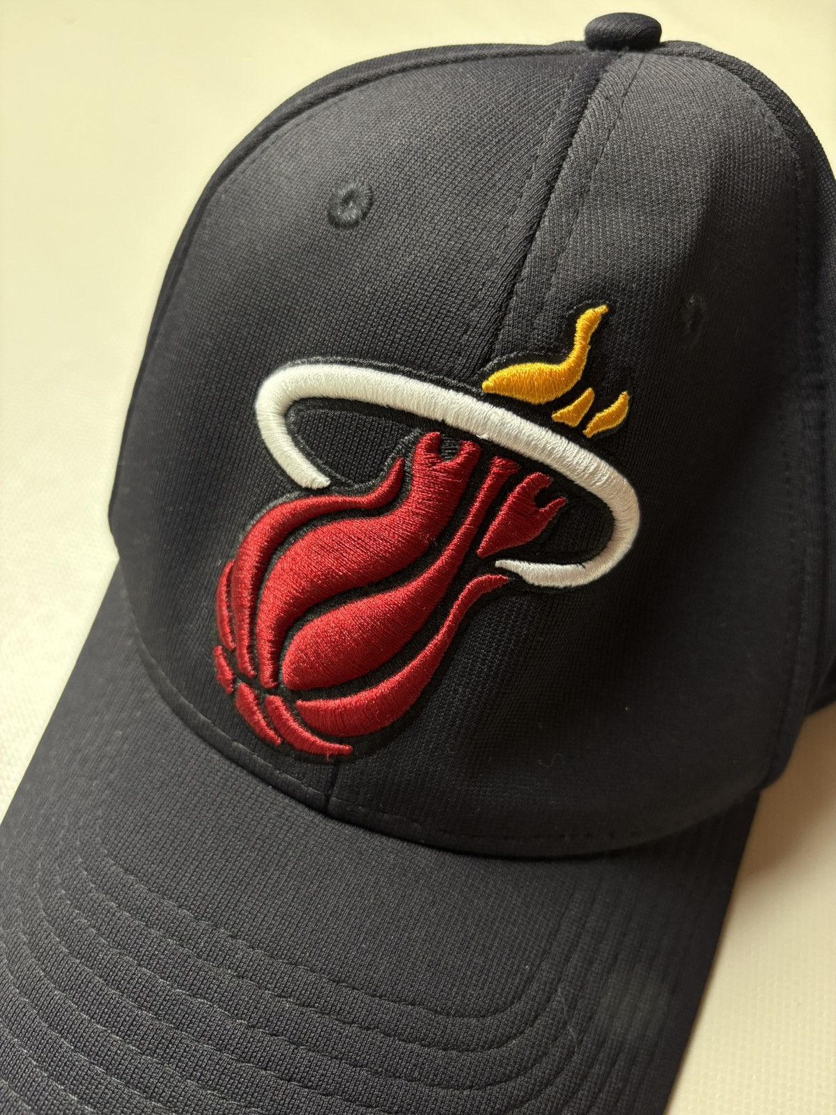 Adidas Adidas NBA Miami Heat Cap Size ONE SIZE - 2 Thumbnail