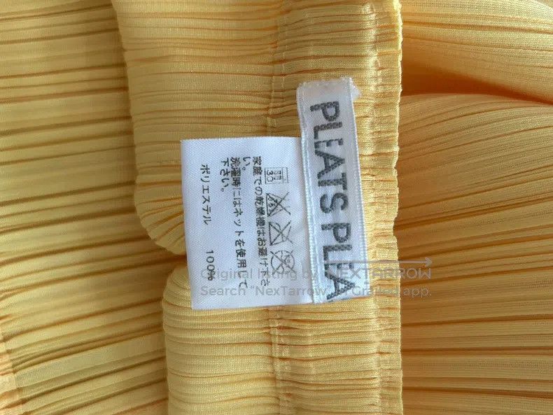 Issey Miyake Issey Miyake size:3 Yellow Star Embossed Midi Skirt Size 31" - 2 Thumbnail