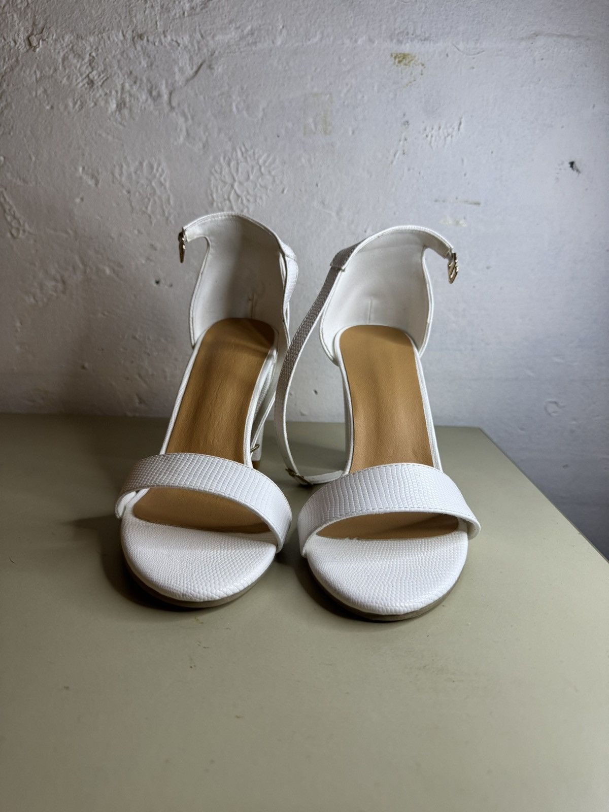 Other White Lady Highheels Size US 5 / IT 35 - 1 Thumbnail