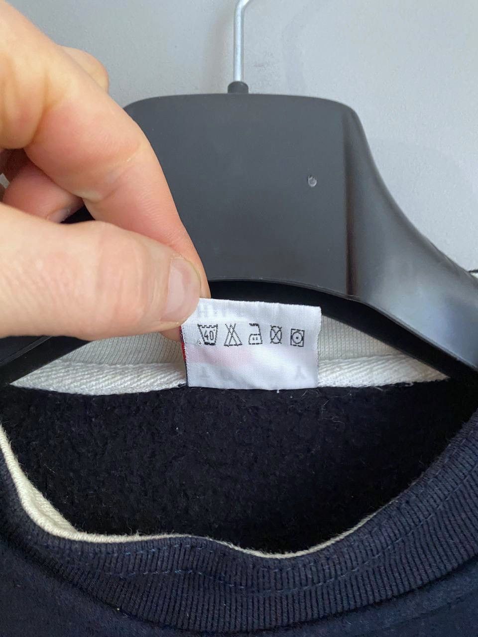 Tommy Hilfiger Tommy Hilfiger Vintage Men`s Sweatshirt Big Logo, Size M Size US M / EU 48-50 / 2 - 7 Thumbnail