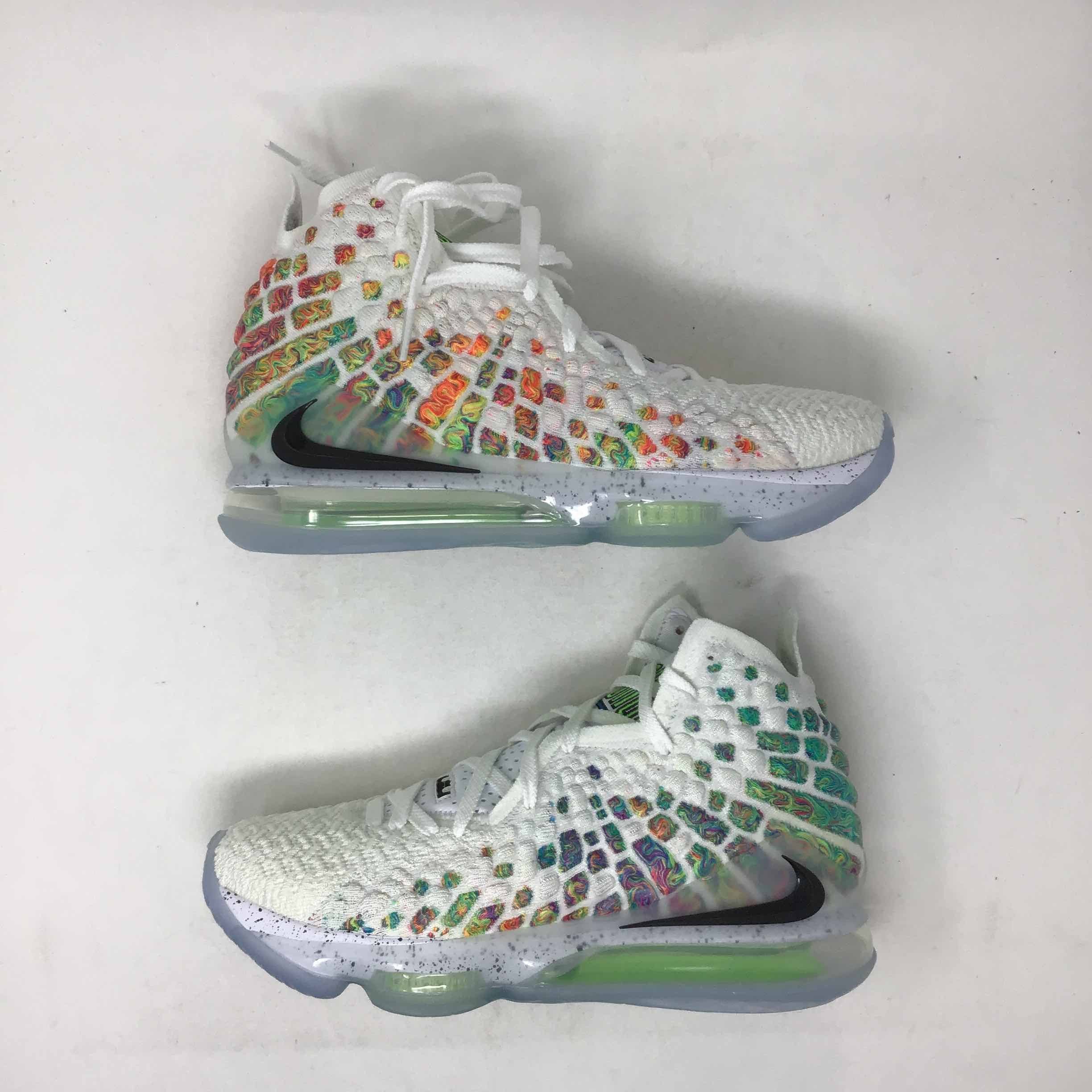 LeBron 17 Air Command Force