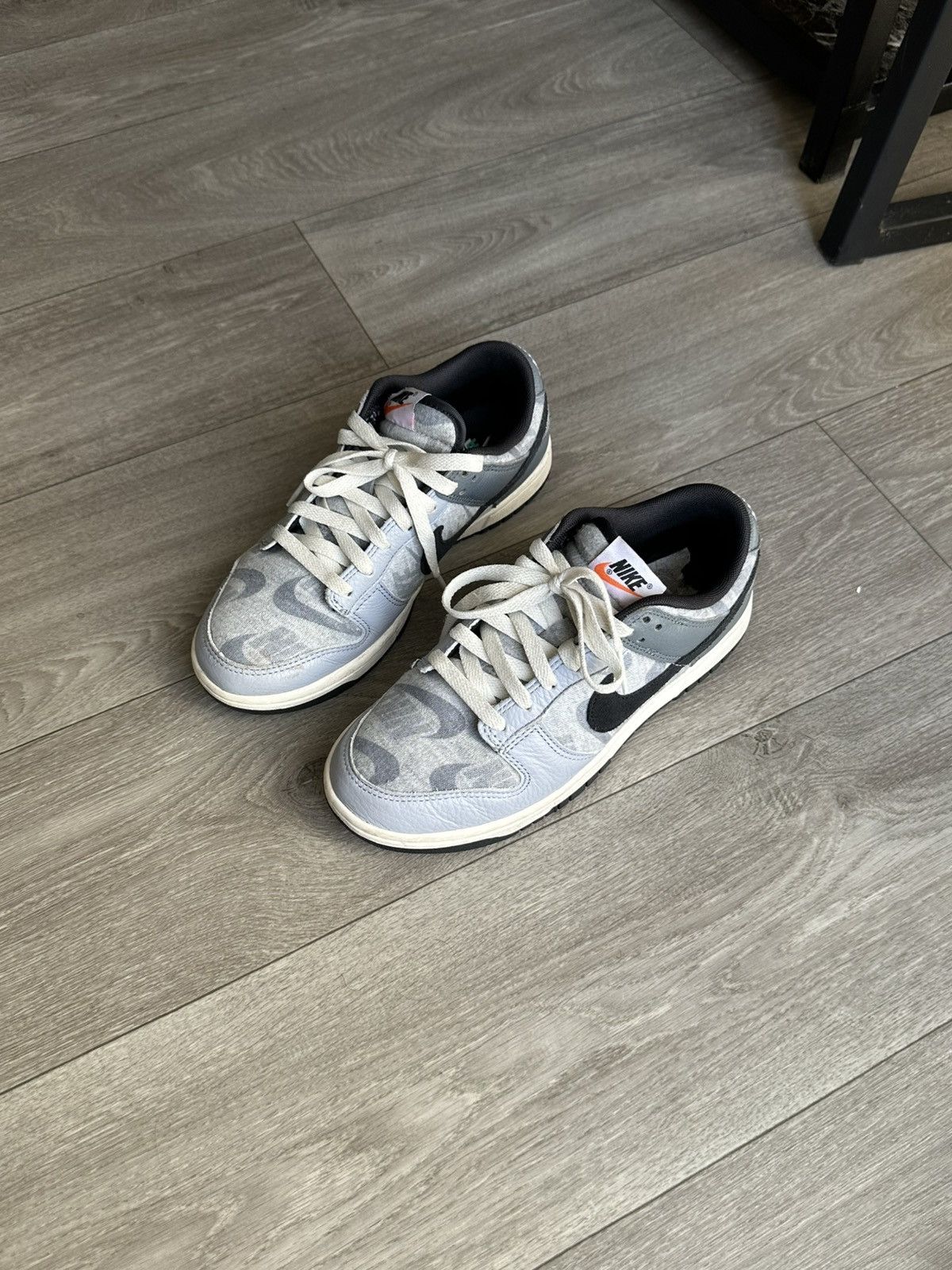 Nike Nike Dunk Low ‘Copy Paste’ Sz 6 Size US 8 / IT 38 - 2 Thumbnail