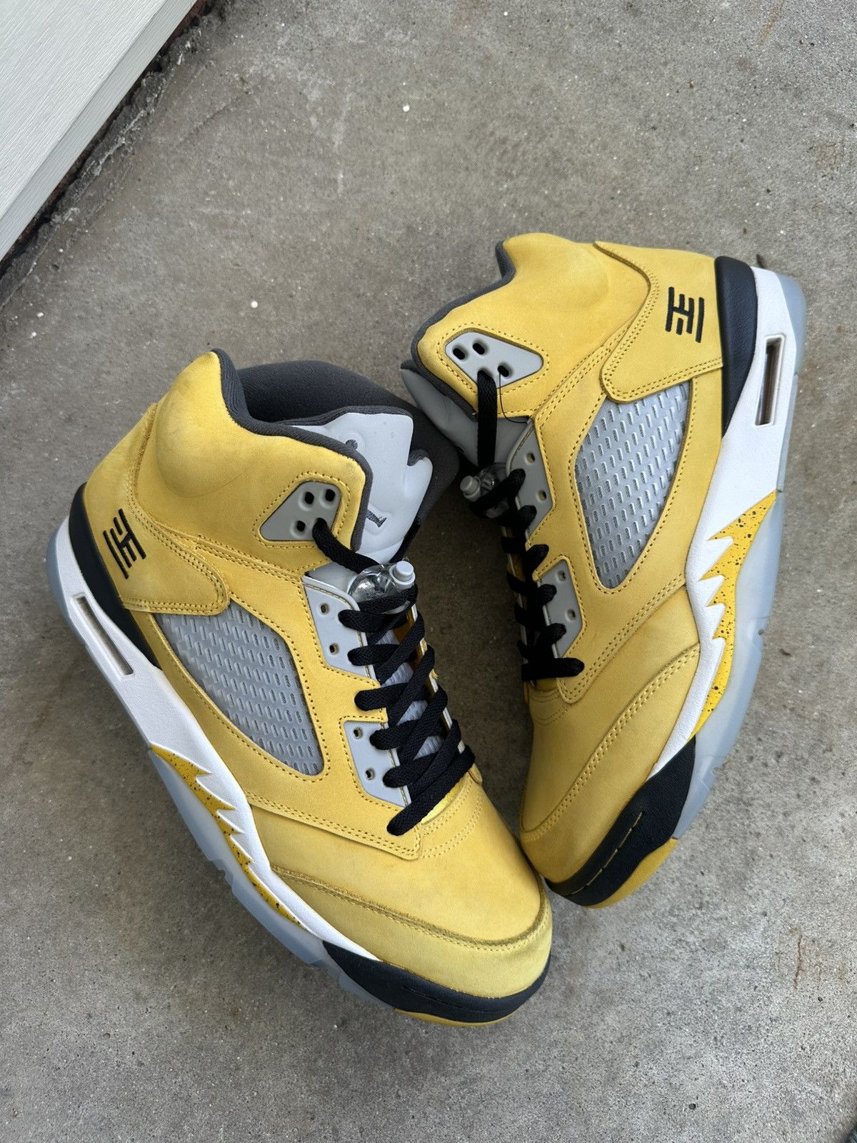 Nike Air Jordan 5 Retro T23Tokyo 2025 size 13