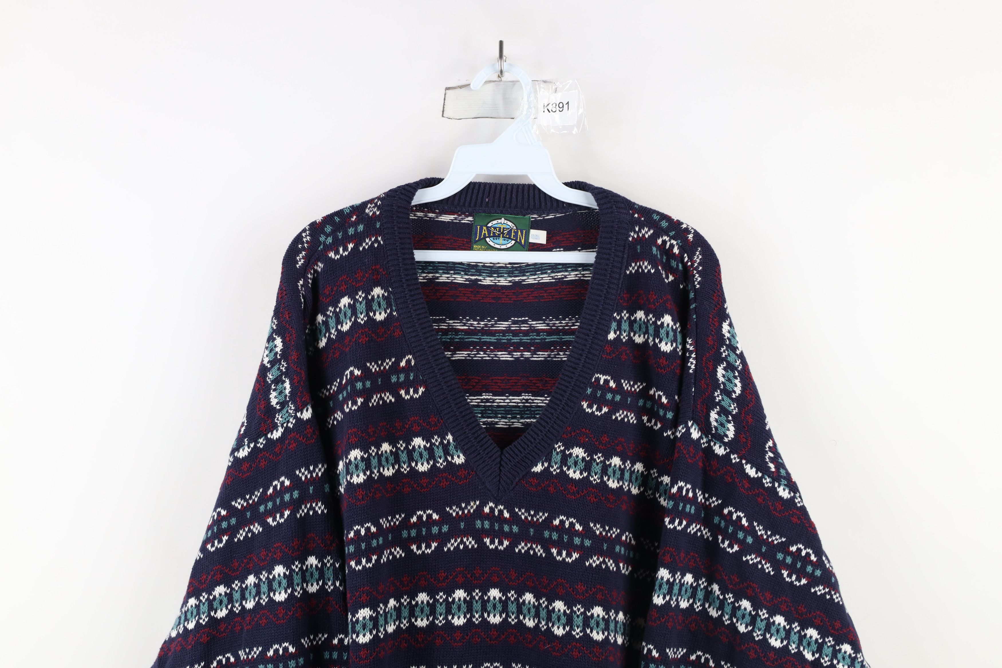 Vintage Vintage 90s Streetwear Cotton Fair Isle V-Neck Sweater USA Size US XXL / EU 58 / 5 - 2 Thumbnail