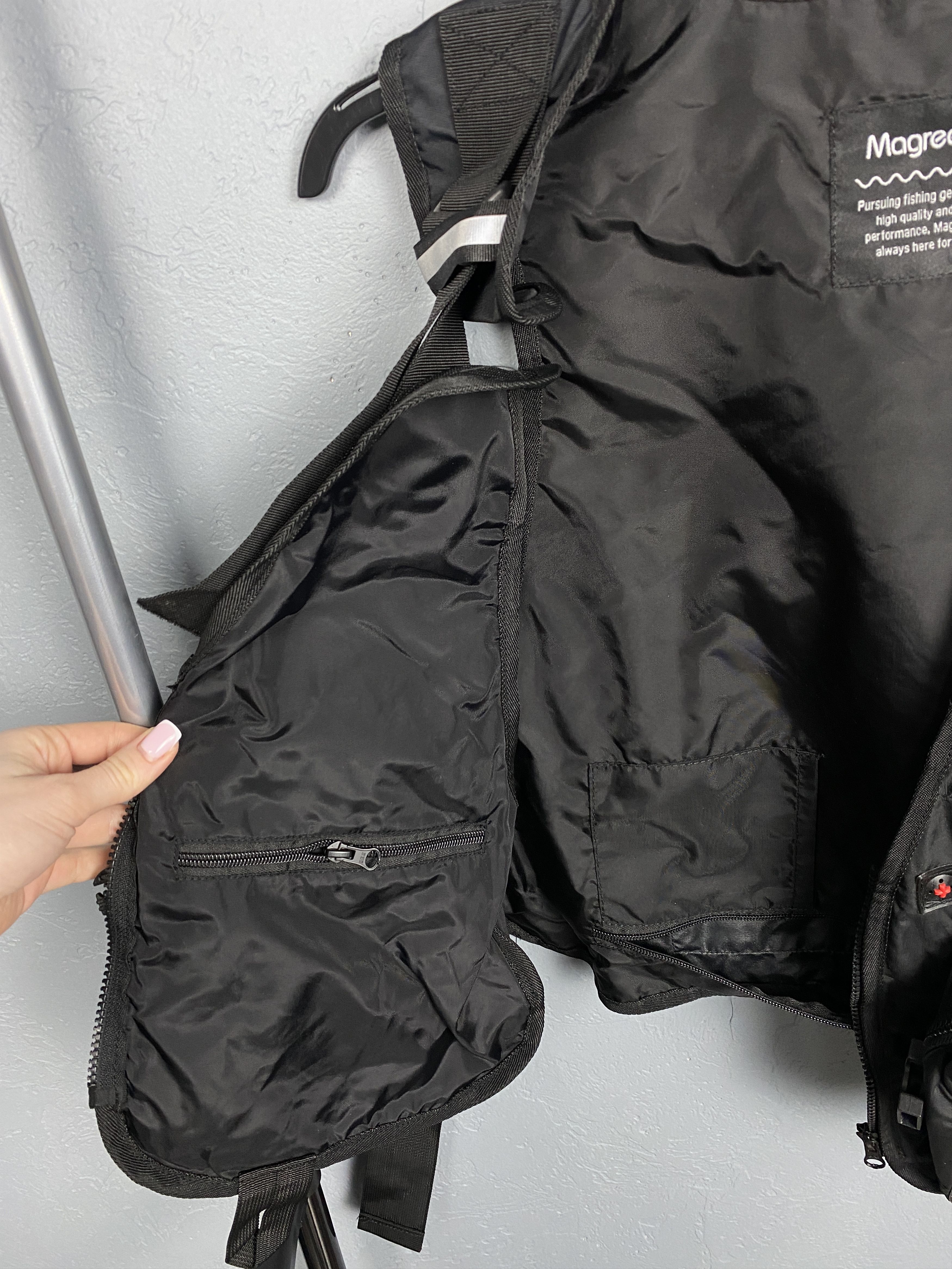 Japanese Brand Multipocket Nylon Vest Fishing Gear Y2K Size US L / EU 52-54 / 3 - 6 Thumbnail