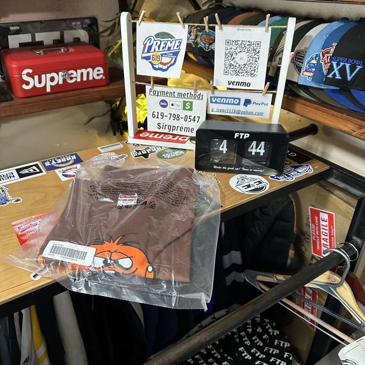Supreme Supreme Camacho tee brown L Size US L / EU 52-54 / 3 - 1 Thumbnail