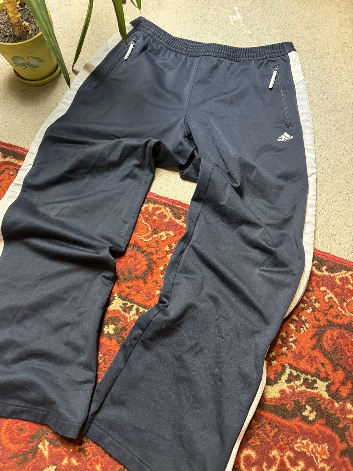 Adidas × Vintage Vintage Y2K Adidas Stripe Logo Baggy Track Pants Size US 34 / EU 50 - 2 Thumbnail