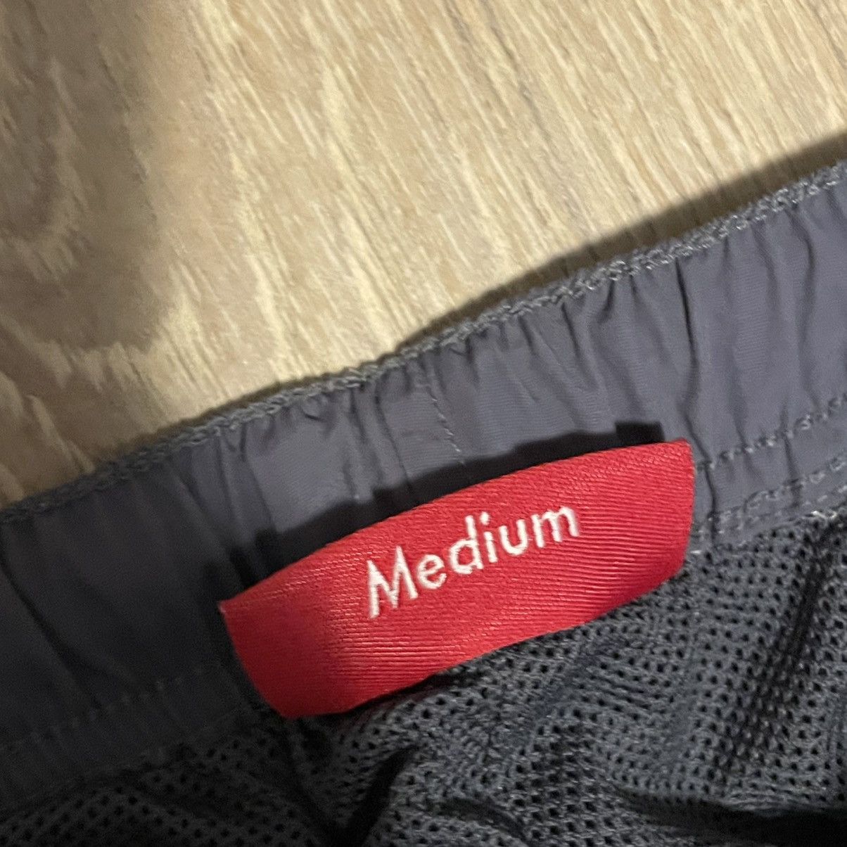 Supreme SS19 Piping Track Pant Grey Size Medium Size US 32 / EU 48 - 6 Thumbnail