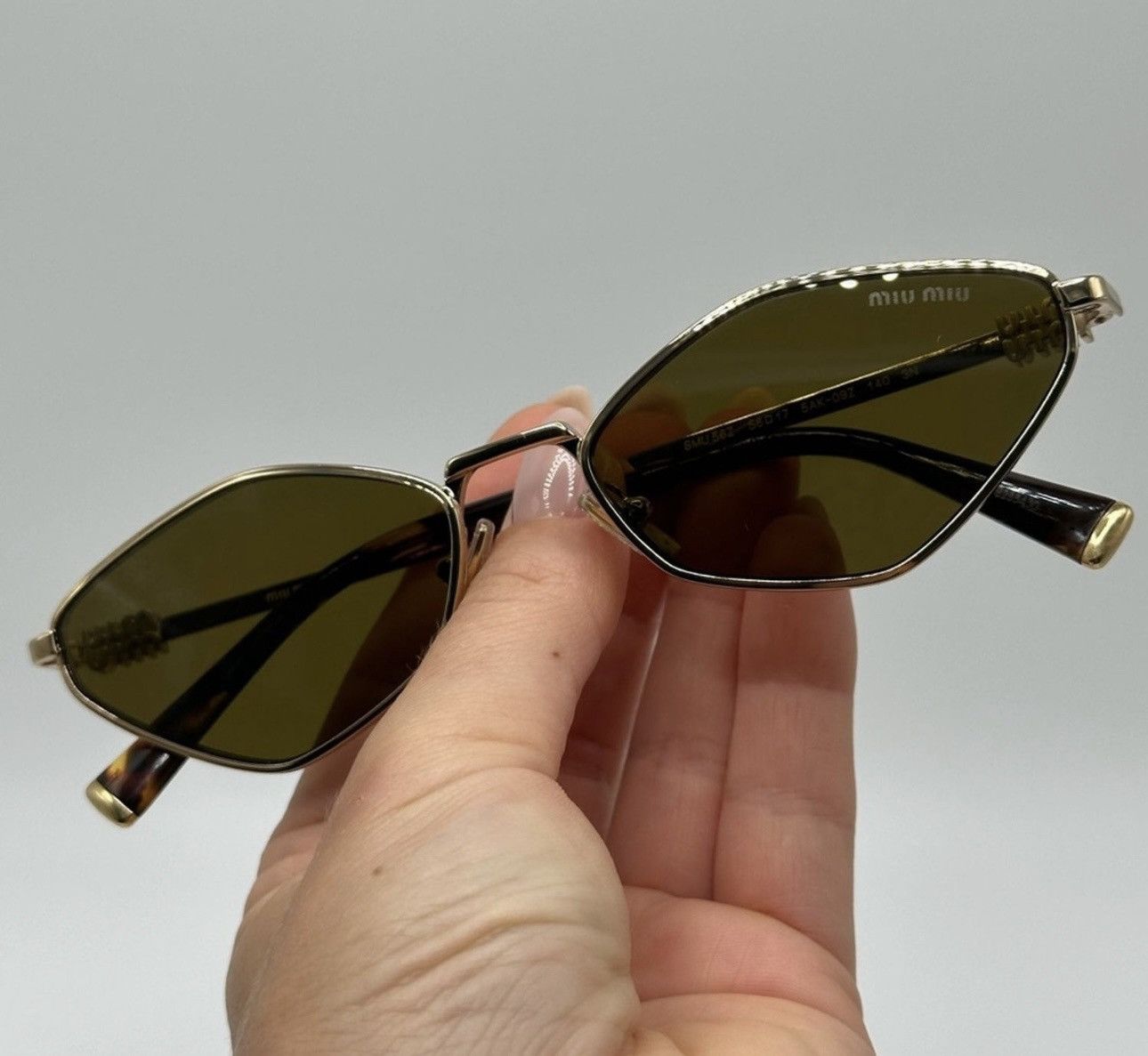Miu Miu × Vintage NEW Miu Miu sunglasses SMU 56ZS 5AK-09Z Size ONE SIZE - 5 Thumbnail
