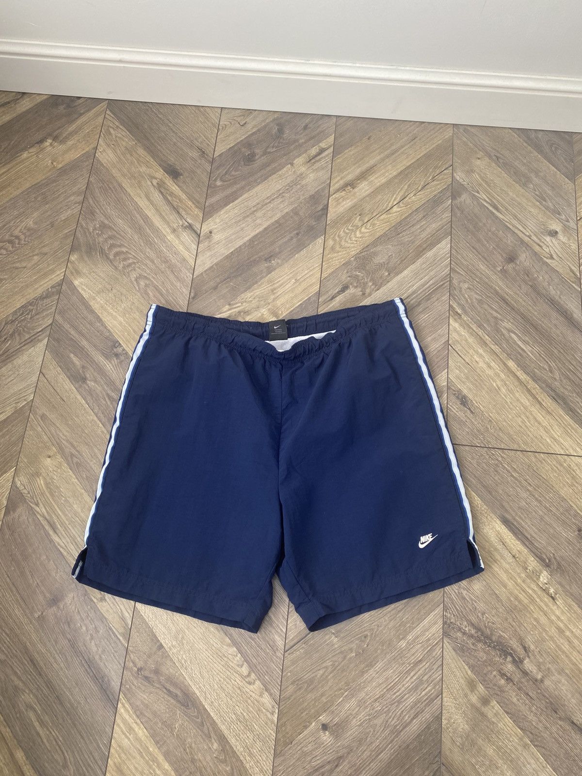 Nike × Vintage Nike Vintage Mens Nylon Shorts Size US 35 - 3 Thumbnail