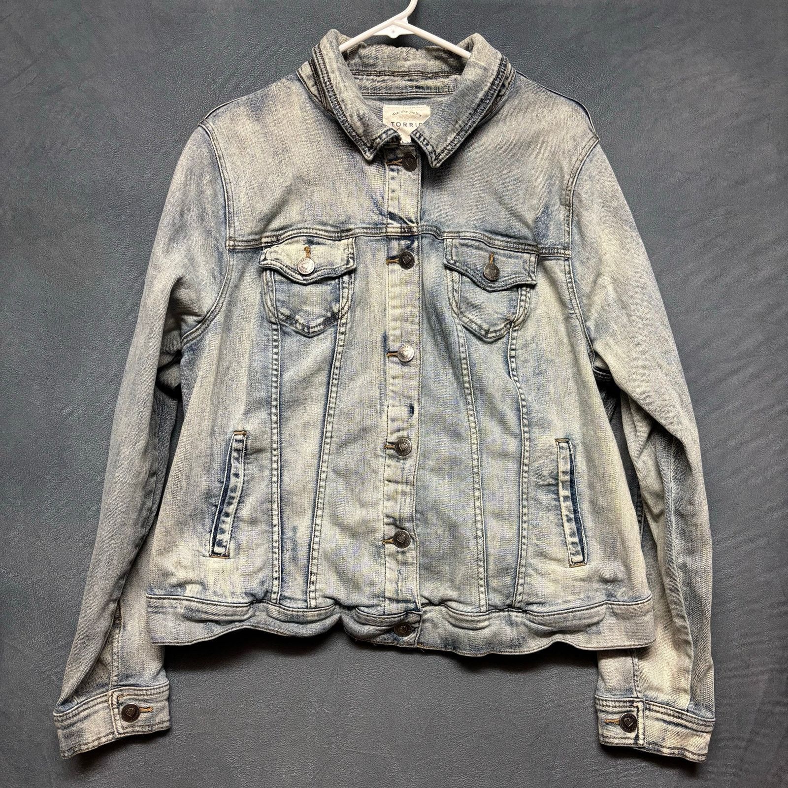 Other Distressed Torrid Jean Denim Jacket Size 3 Button Down Size 3XL / US 20-22 - 1 Thumbnail