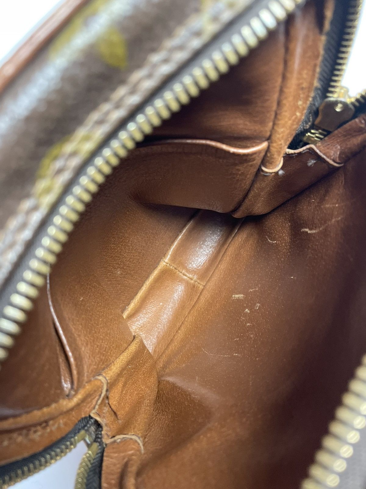 Louis Vuitton × Vintage Louis Vuitton Monogram Danube Messenger Brown Size ONE SIZE - 17 Thumbnail