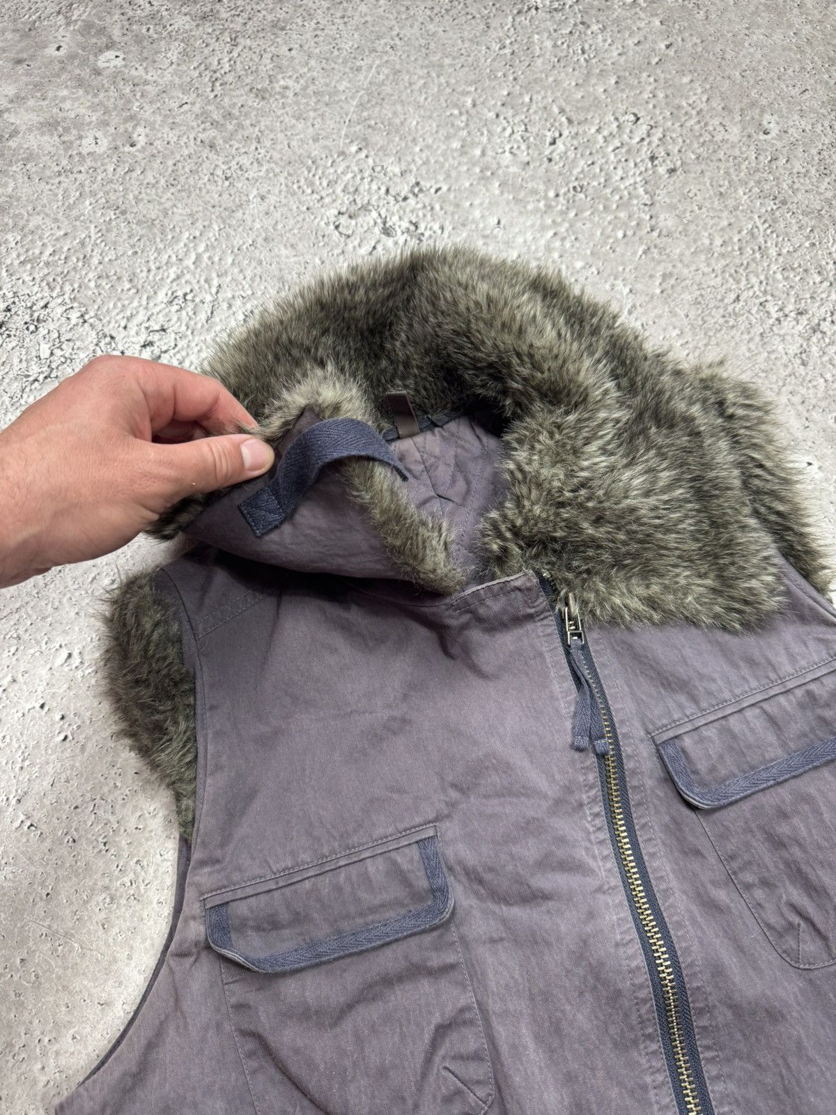Other Vintage Womens Faux Fur Cargo Vest Y2K Zip Gilet Size M / US 6-8 / IT 42-44 - 5 Thumbnail