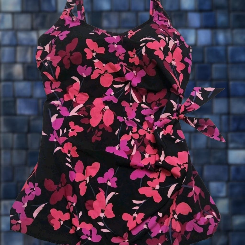 LL Bean Women One Piece Bathing Suit Size 12 Black Underwire Floral Tank Adjustable Strap Navy Nylon Spandex Swimwear Colorful