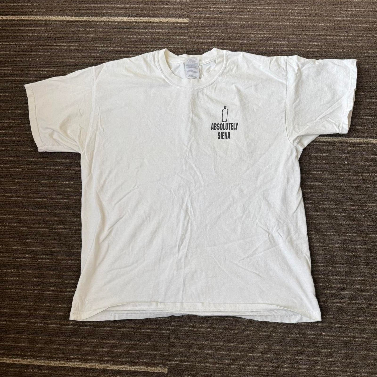 Vintage VIntage y2k Absolutely Siena College Vodka white t-shirt Size US XL / EU 56 / 4 - 1 Thumbnail
