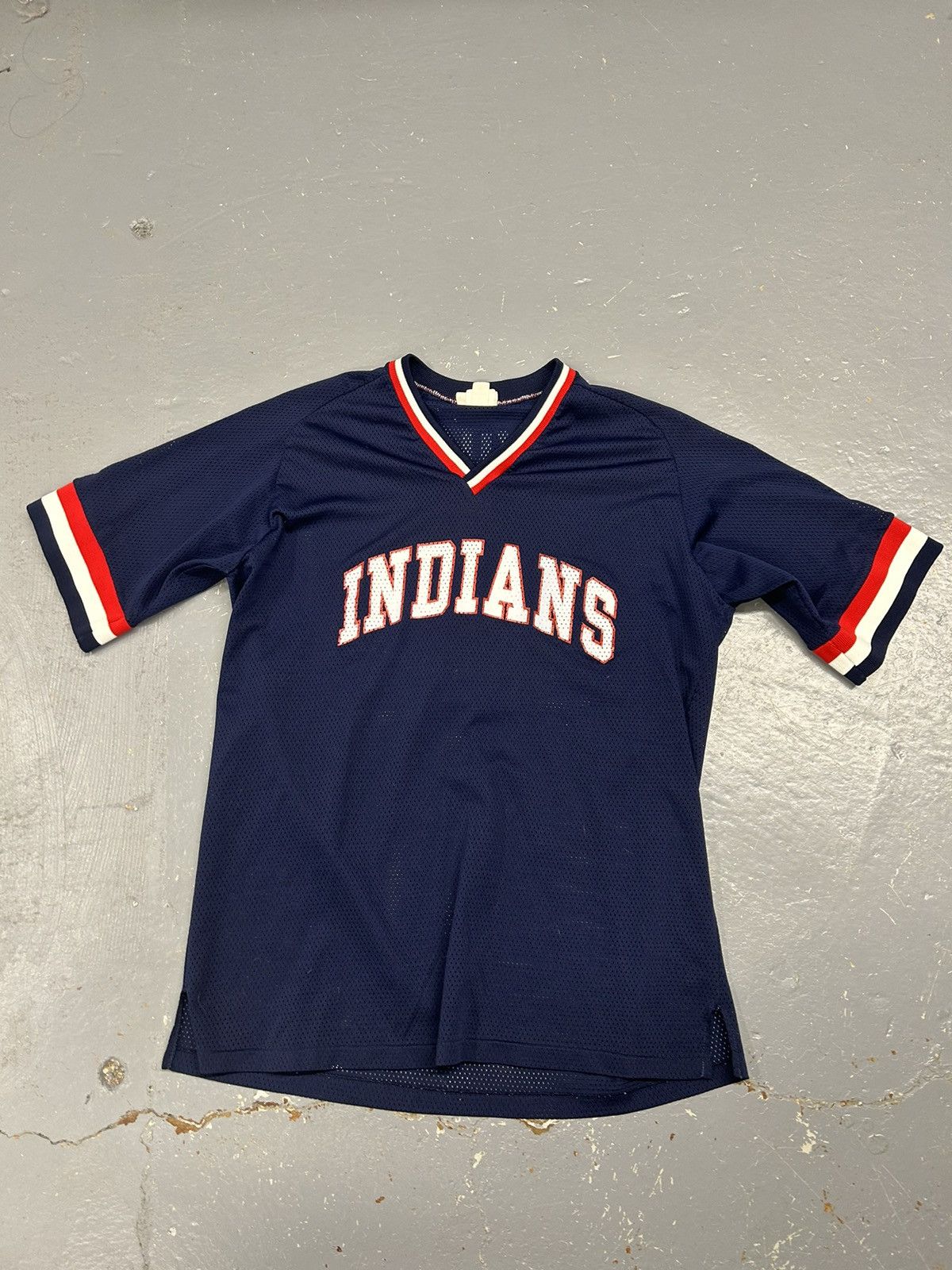 MLB × Vintage Crazy Vintage 90s Cleveland Indians Navy Baseball jersey Y2K Size US L / EU 52-54 / 3 - 1 Thumbnail