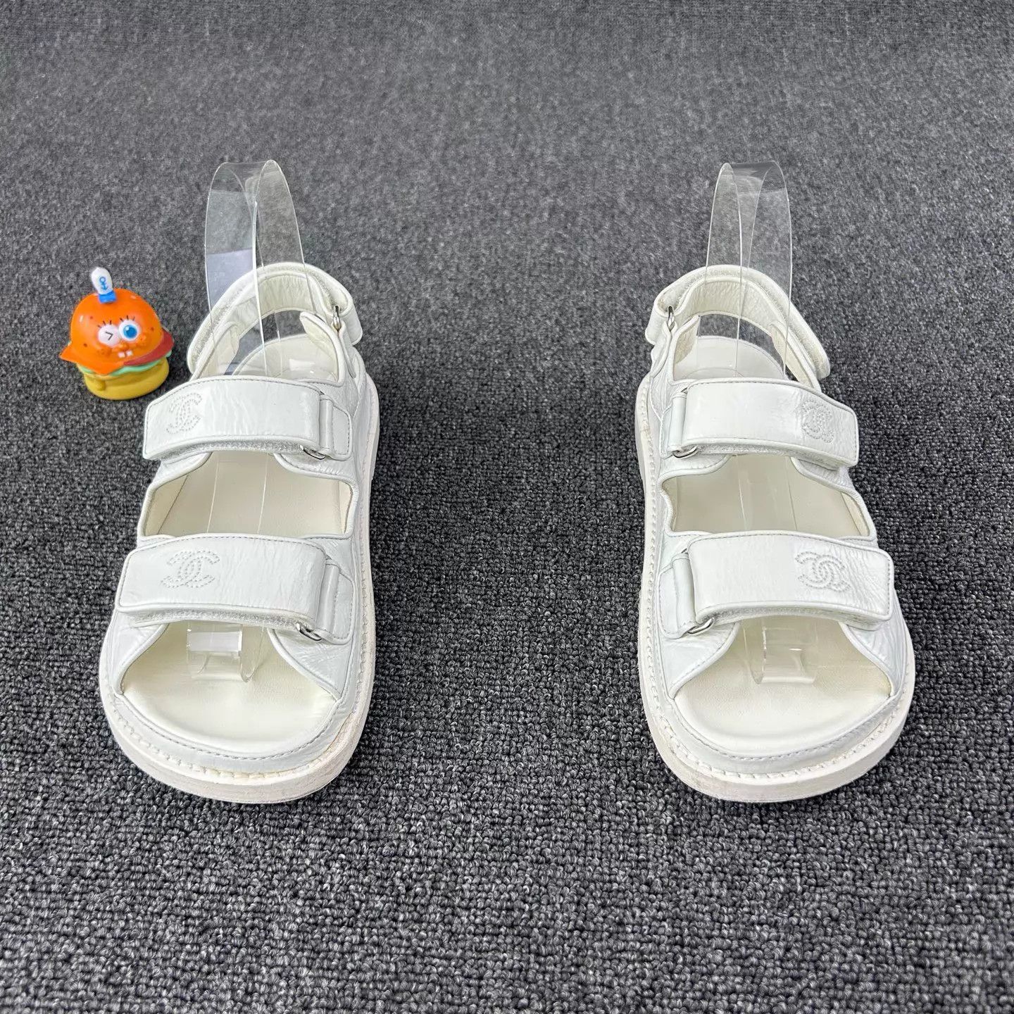Chanel Chanel White CC Velcro Sandal 35.5 Size US 5 / IT 35 - 2 Thumbnail