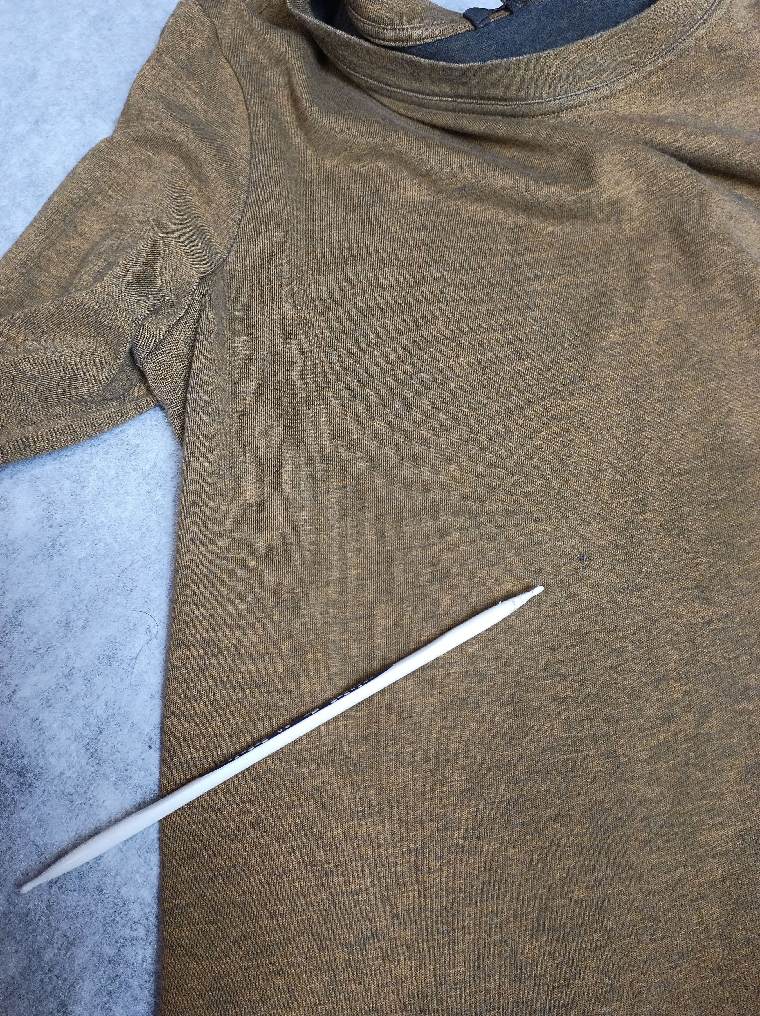 Louis Vuitton Louis Vuitton Print LV Logo Knit Long sleeve T-shirt Sz M Size US M / EU 48-50 / 2 - 12 Thumbnail
