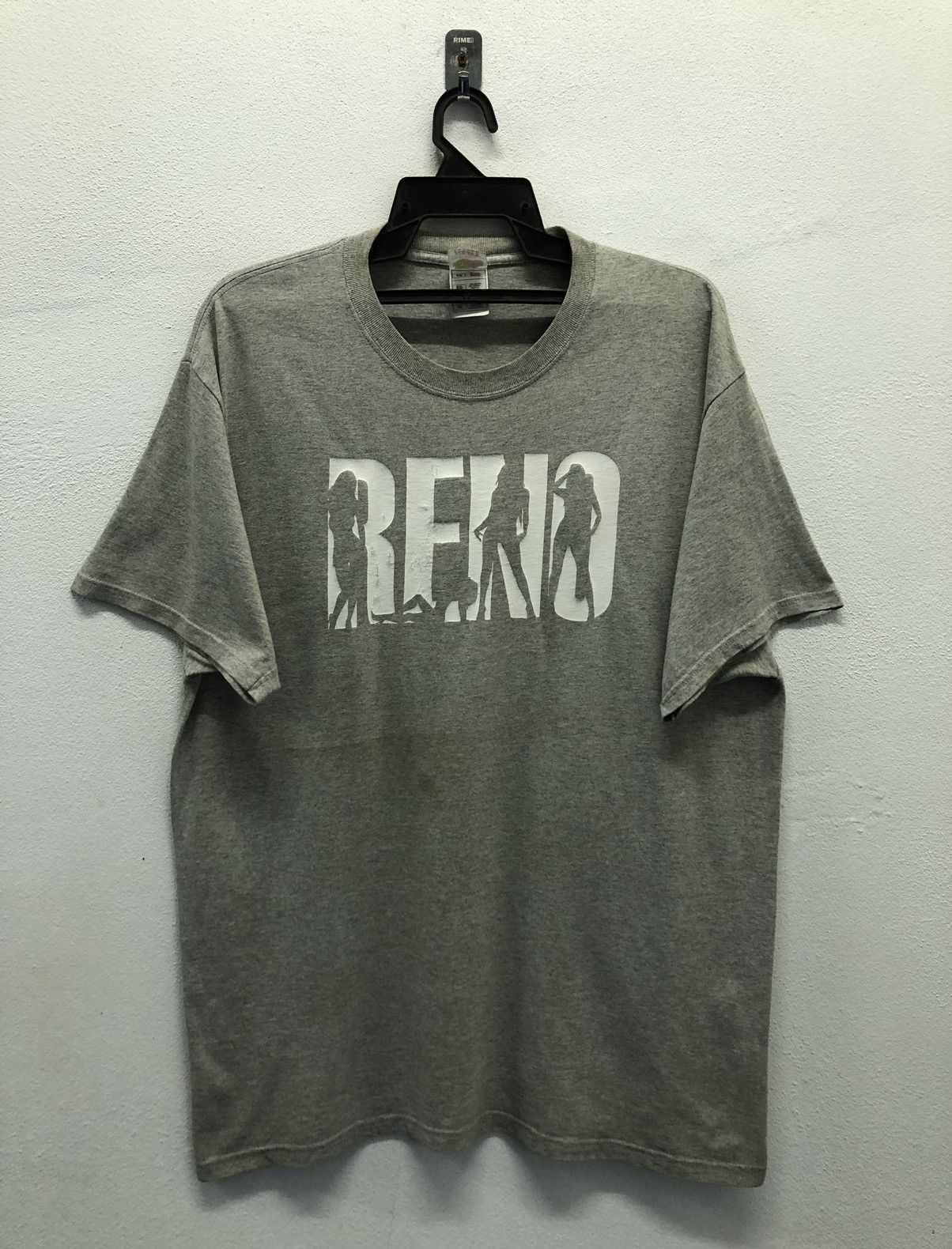Band Tees Vintage Fruit Of The Loom RENO T-Shirt Size US XL / EU 56 / 4 - 1 Thumbnail
