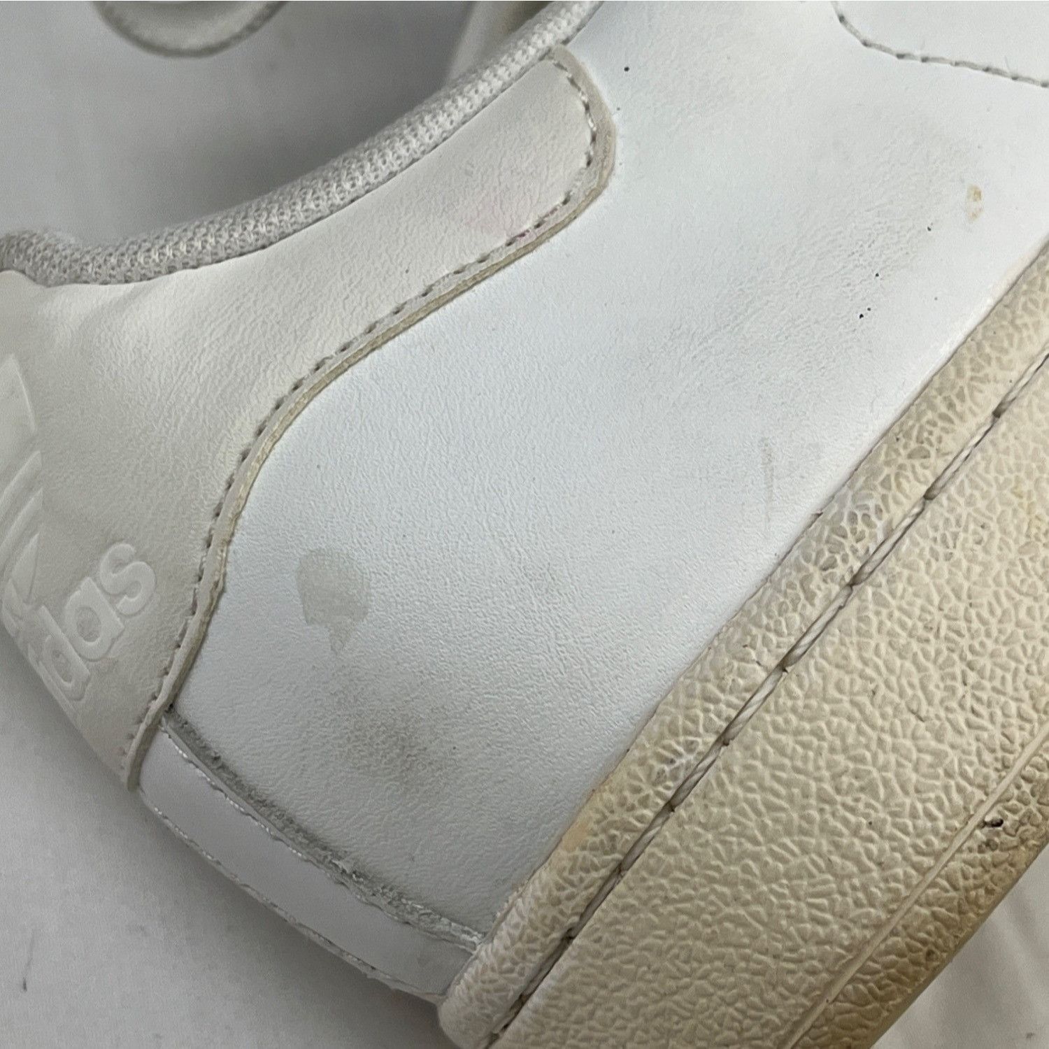 Adidas Adidas Men's White Shoes/Sneaker/Low-Top Size 9 SKU 4567 Size US 9 / EU 42 - 7 Thumbnail