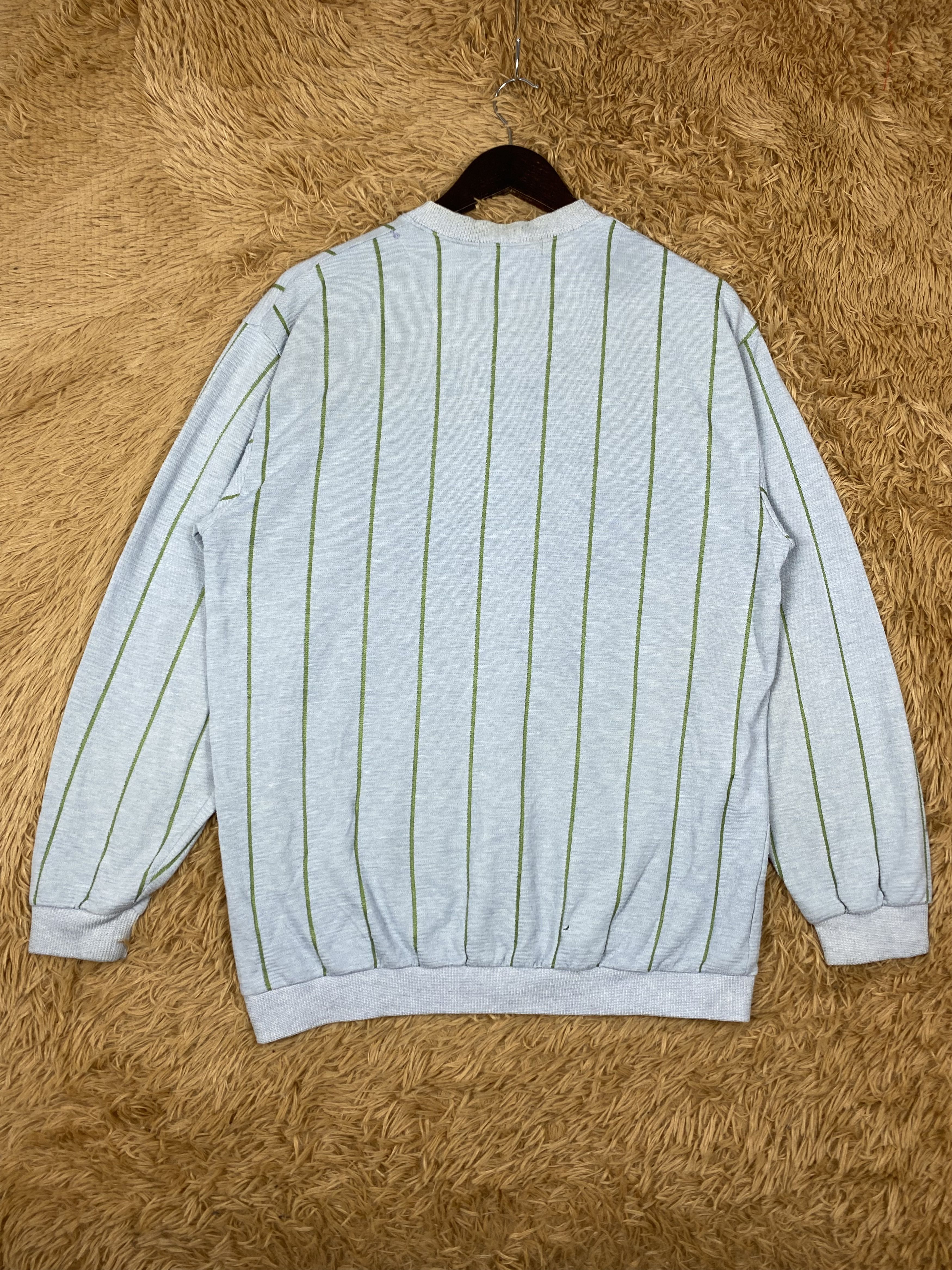 Pierre Balmain Vintage Pierre Balmain Half Button Sweatshirts DJ0598 Size US S / EU 44-46 / 1 - 5 Thumbnail