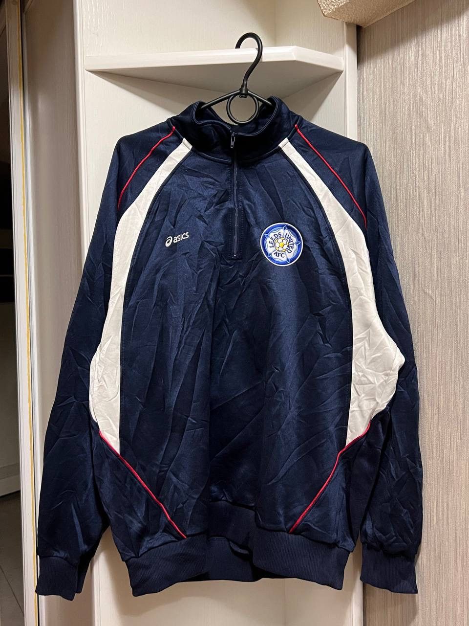 Asics Vintage 00s Asics Leeds United Football Training Sweatshirt Size US L / EU 52-54 / 3 - 1 Thumbnail