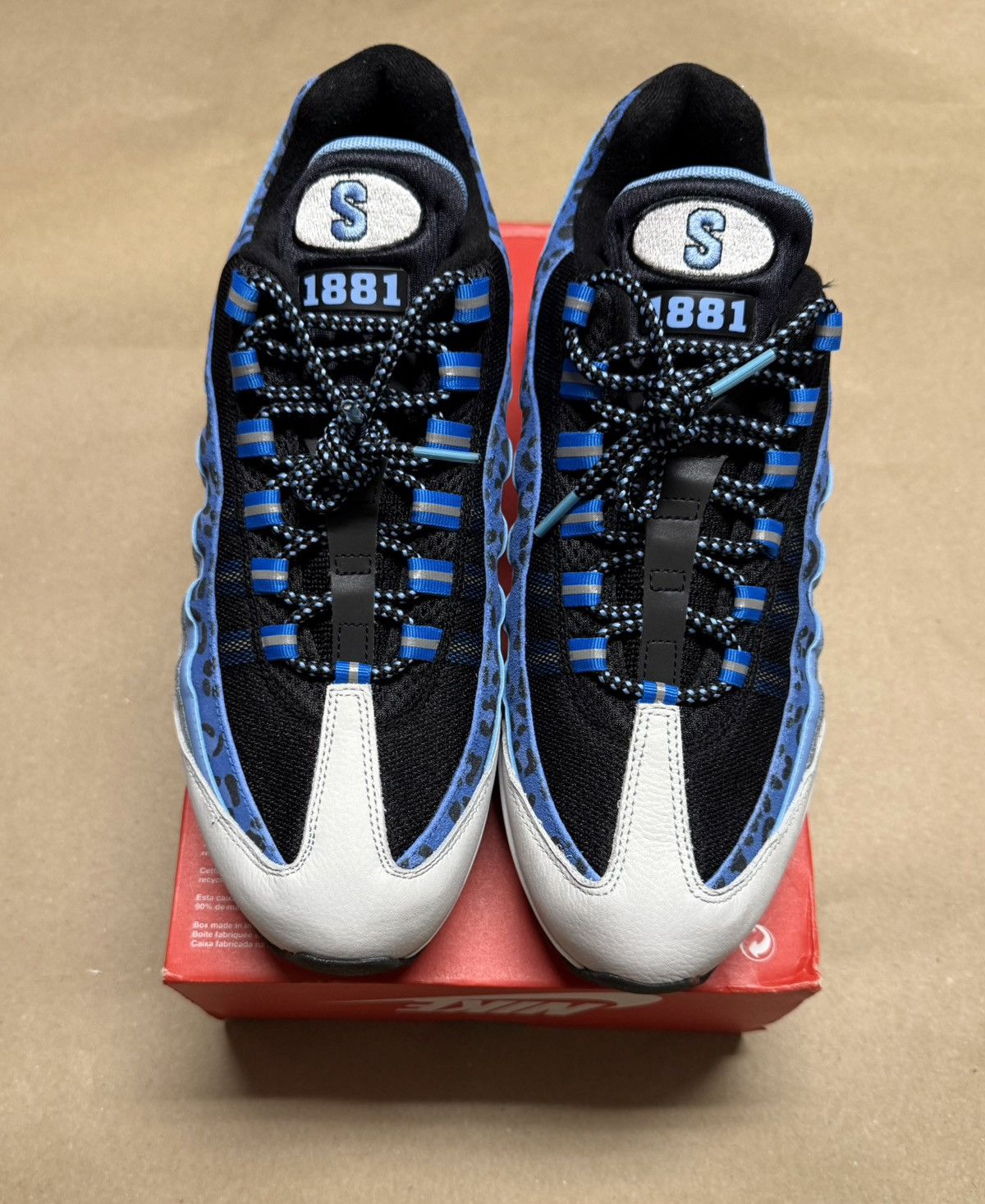 Nike Nike Air Max 95 Yardrunners Pack Spelman 11.5 men’s HBCU NEW Size US 11.5 / EU 44-45 - 3 Thumbnail