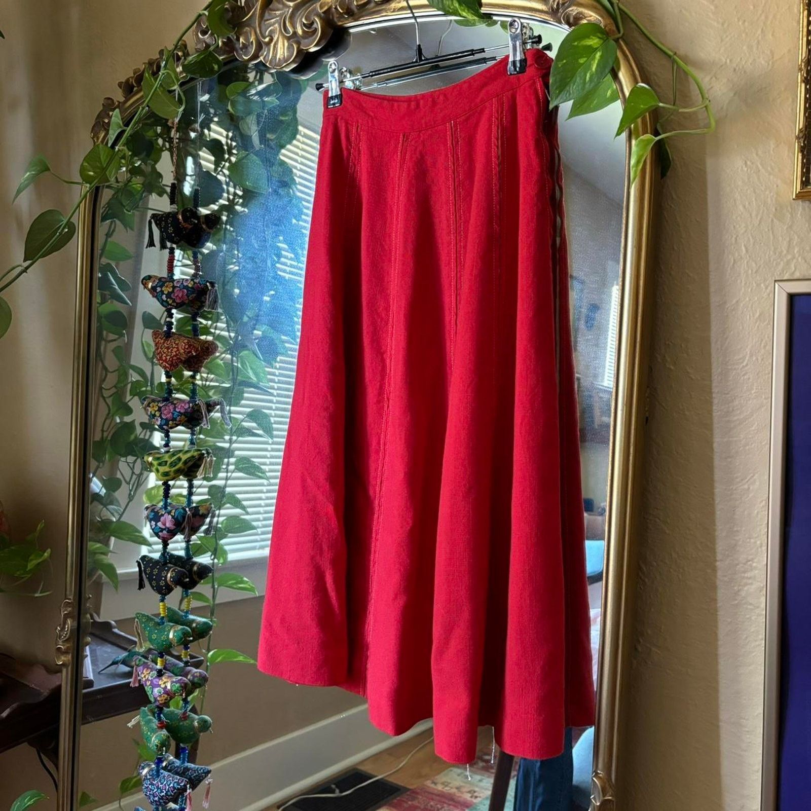 Other Vintage By Petti Red with white details gorgeous skirt 24" Size 24" / US 00 / IT 34 - 2 Thumbnail