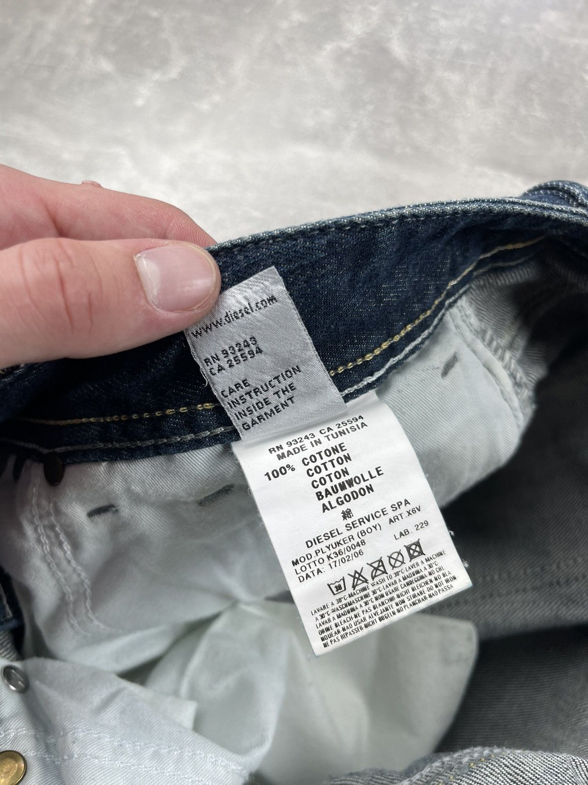 Diesel Diesel Zathan Flared Faded Size 14 Bootcut Y2K Vintage Jeans Size 32" / US 10 / IT 46 - 12 Thumbnail