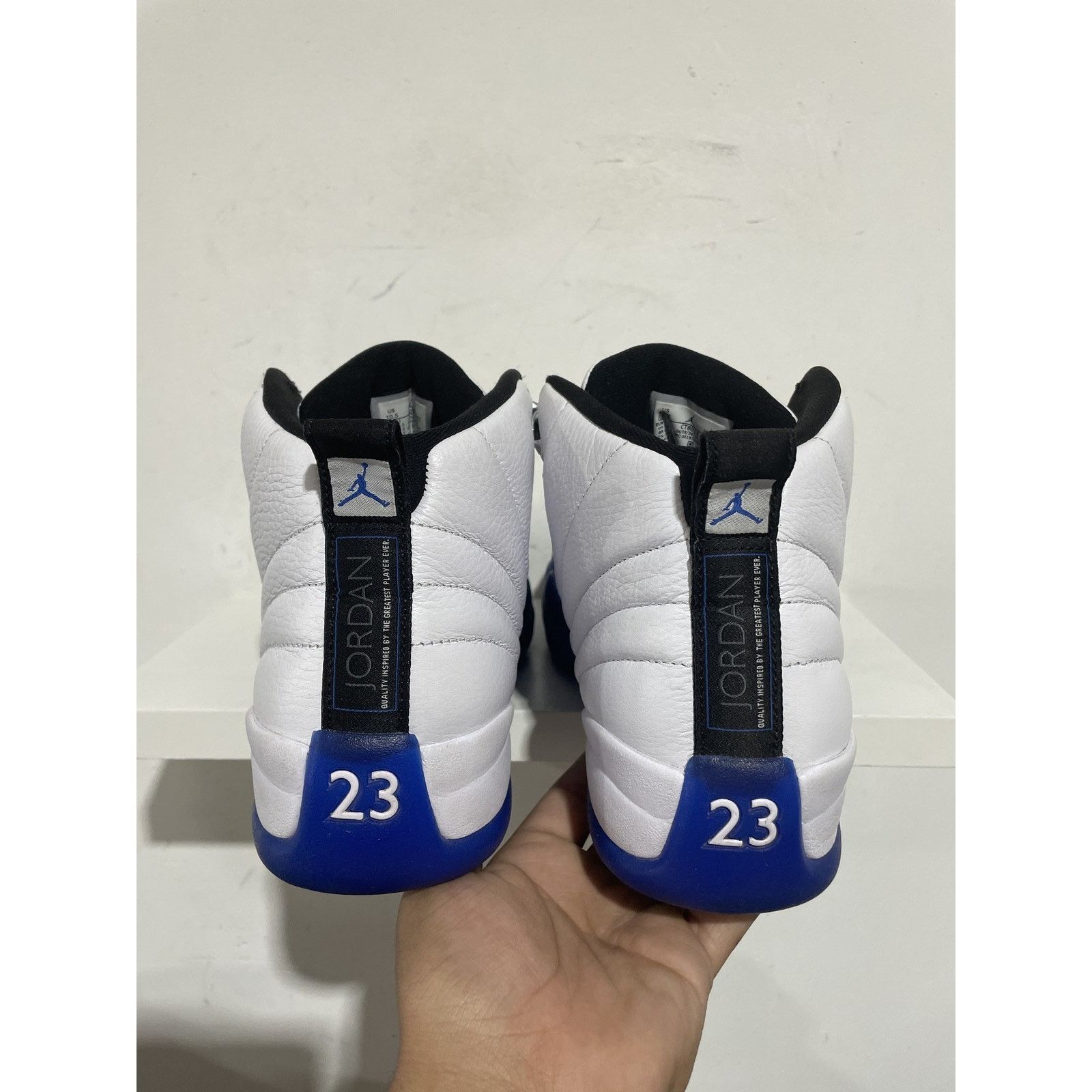 Jordan Brand JORDAN 12 RETRO BLUEBERRY SIZE 10.5 PREOWNED Size US 10.5 / EU 43-44 - 3 Thumbnail